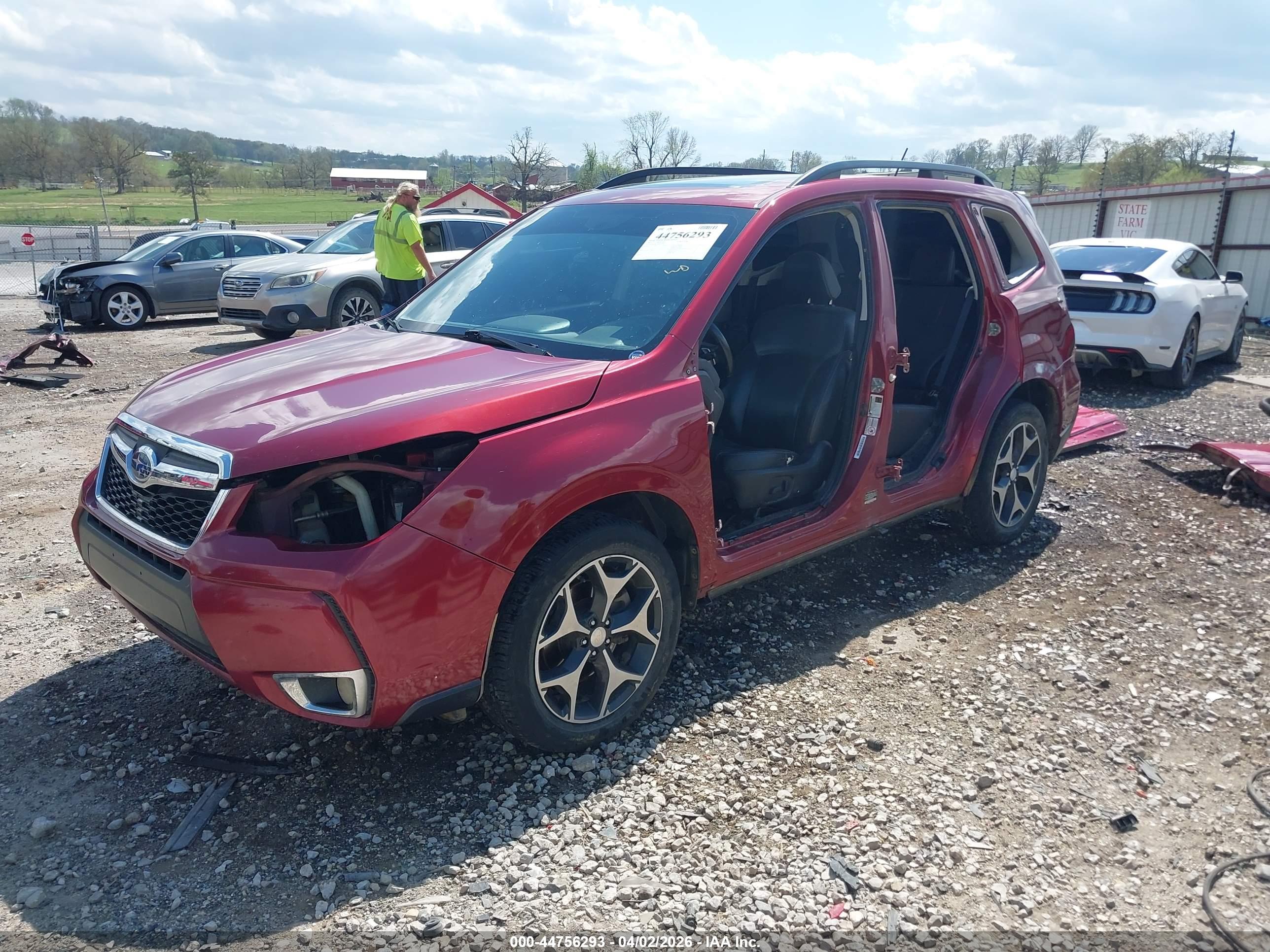SUBARU FORESTER image 2