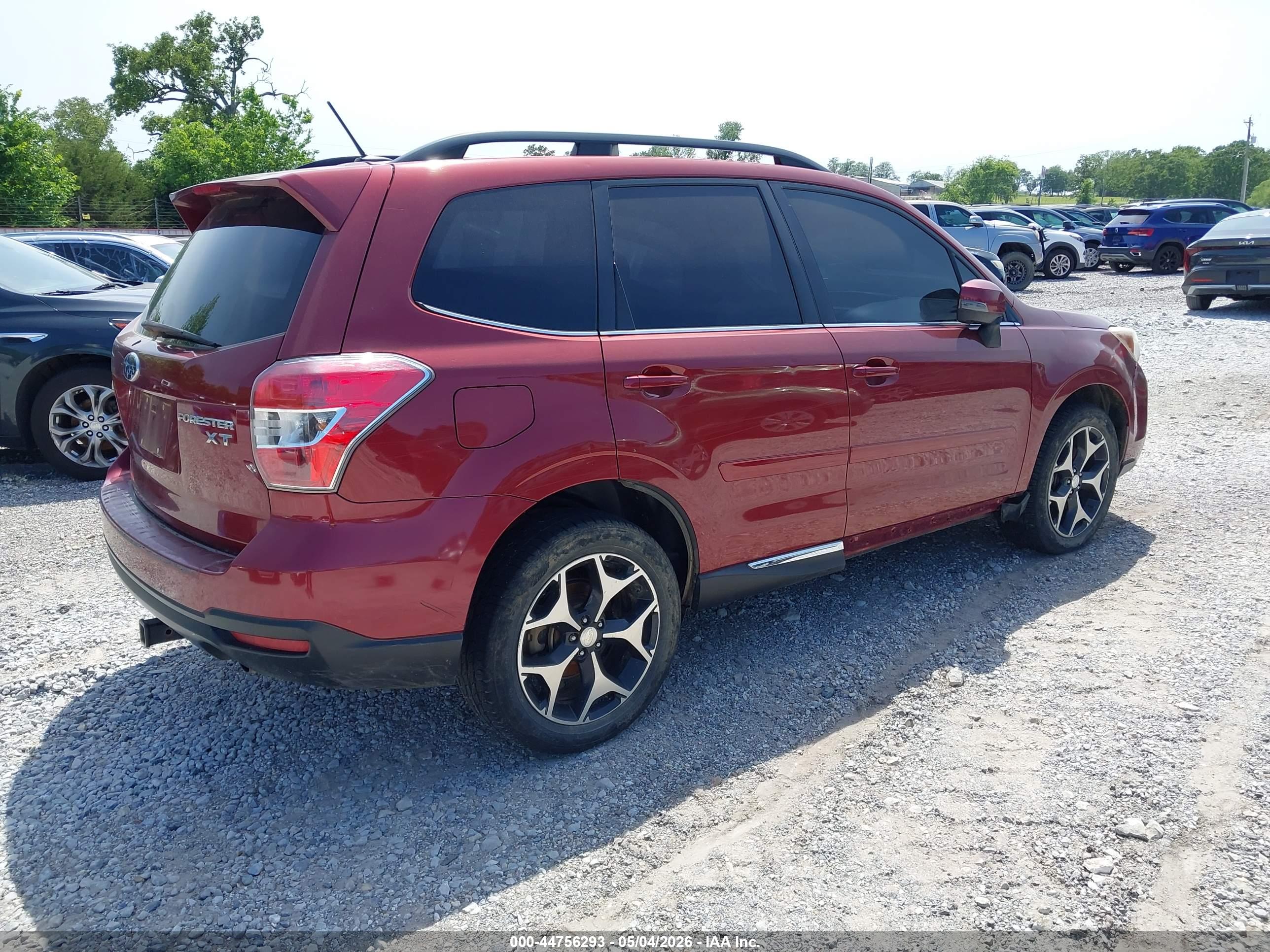 SUBARU FORESTER image 4
