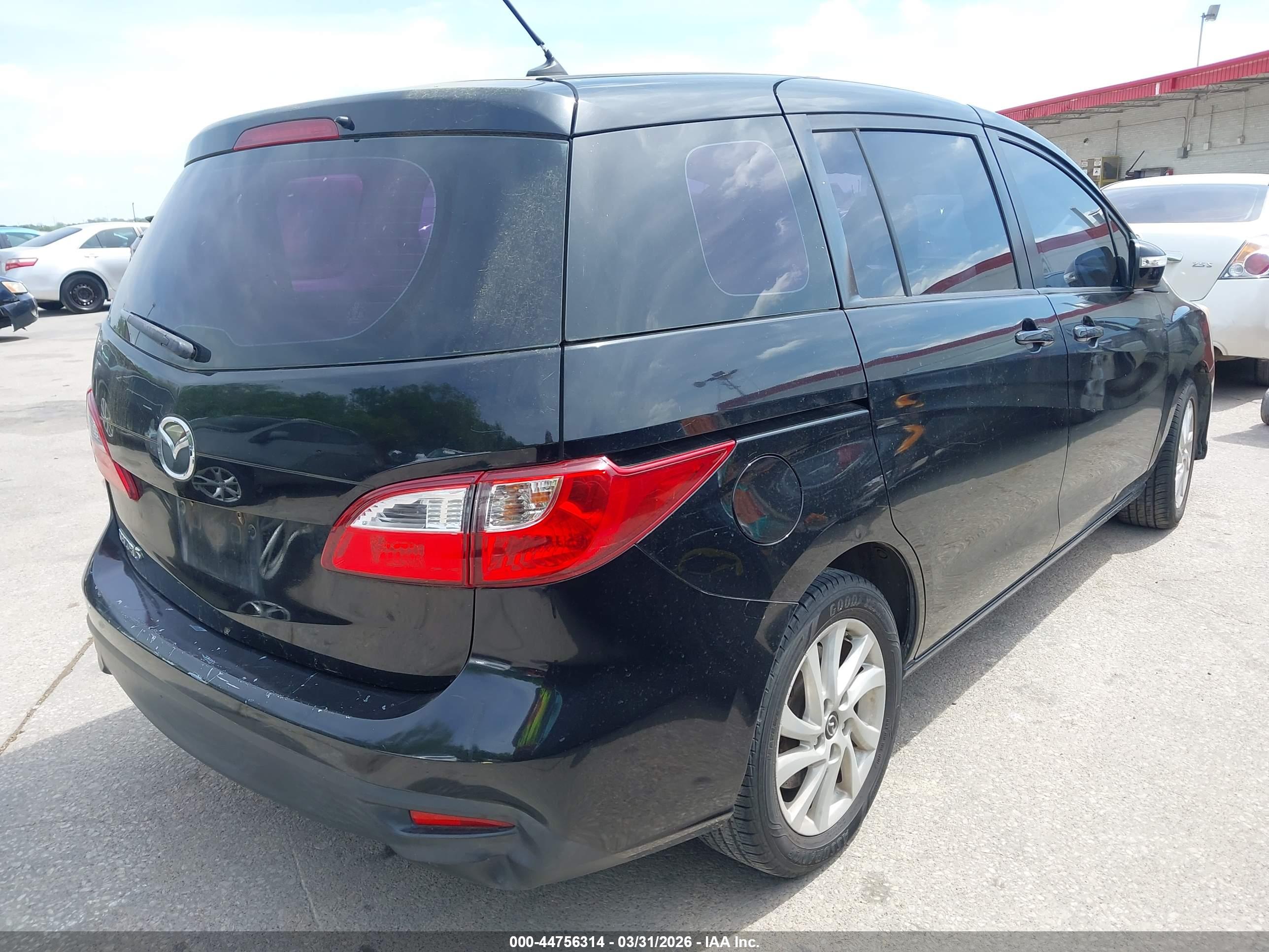 MAZDA MAZDA5 image 4