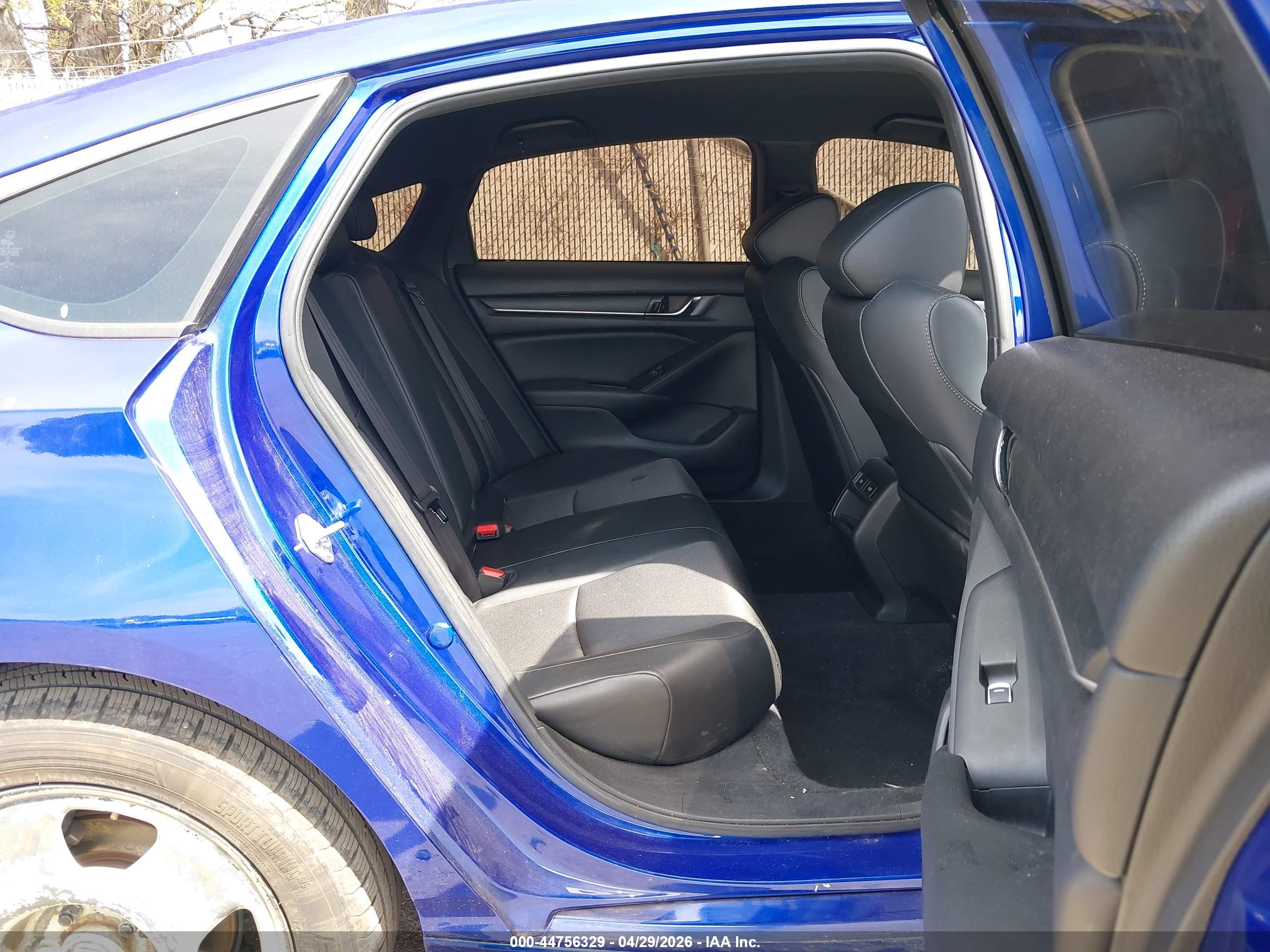HONDA ACCORD image 8