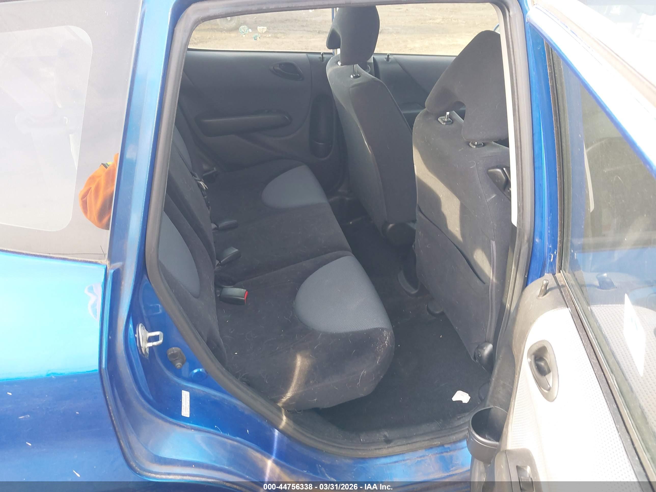 HONDA FIT image 8