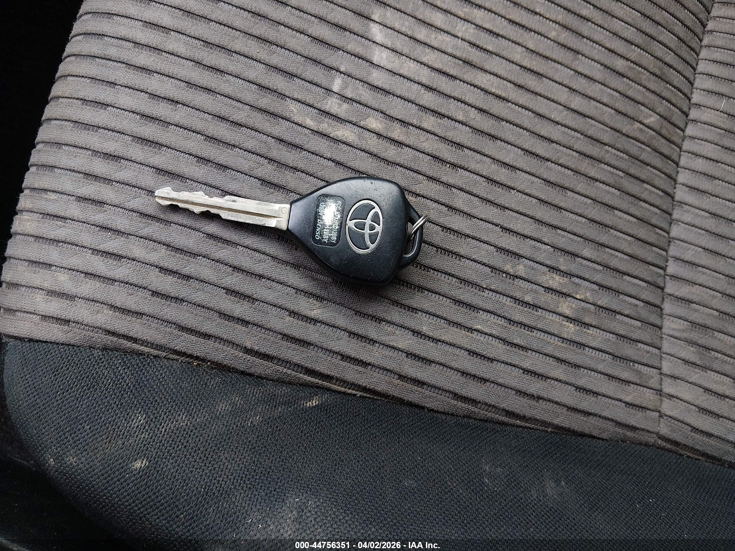 TOYOTA 4RUNNER image 11