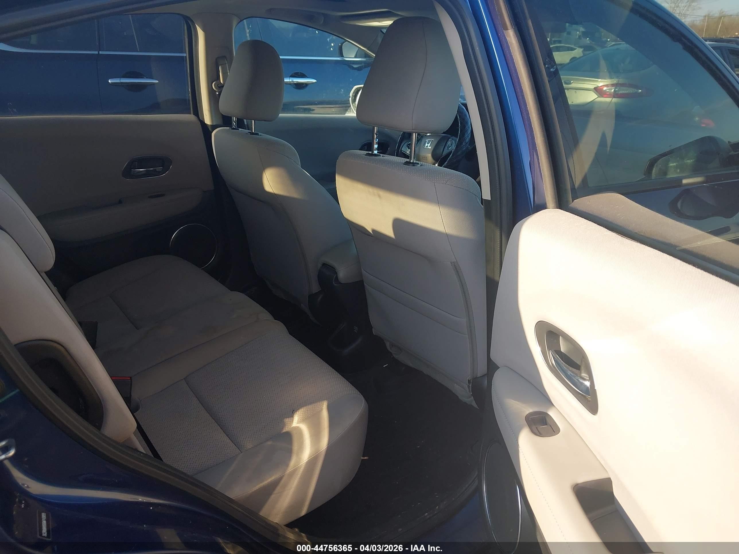 HONDA HR-V image 8