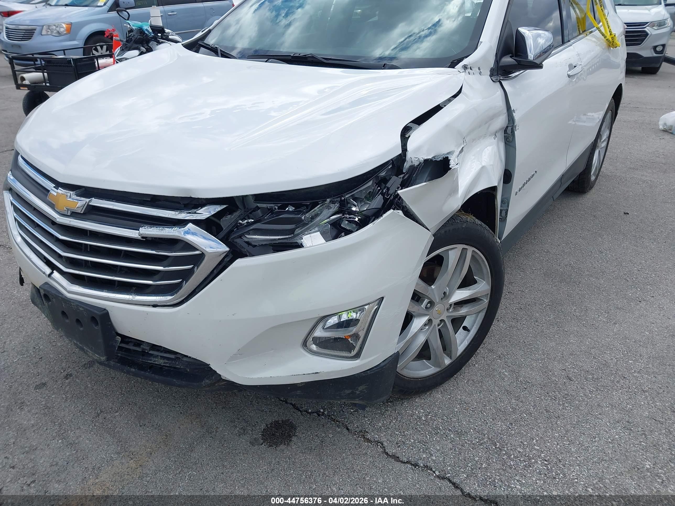 CHEVROLET EQUINOX image 6