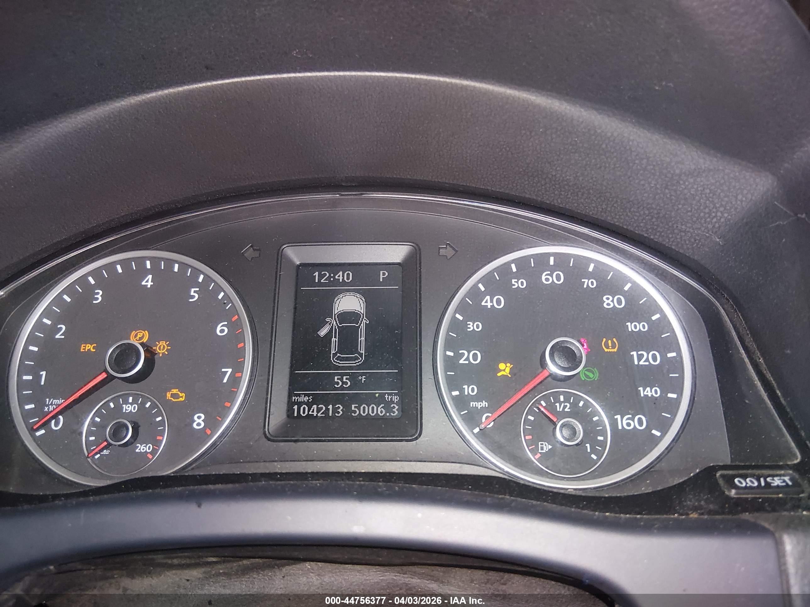 VOLKSWAGEN TIGUAN image 7