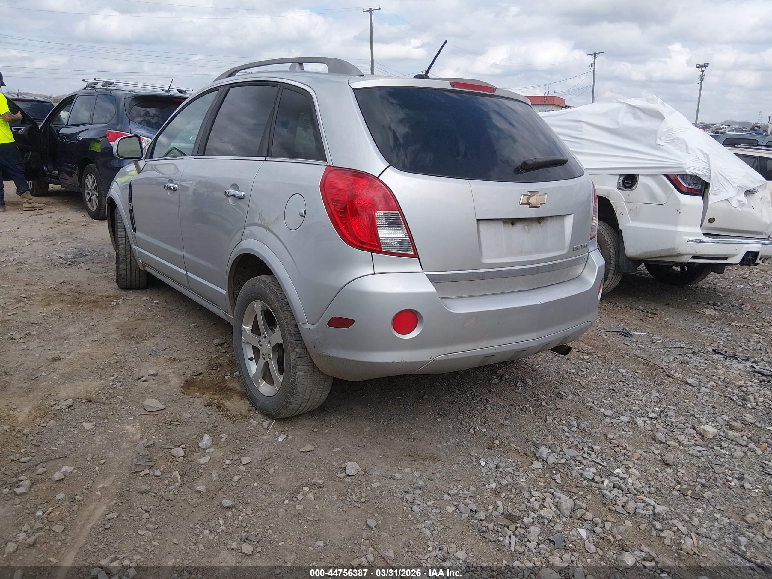 CHEVROLET CAPTIVA image 3