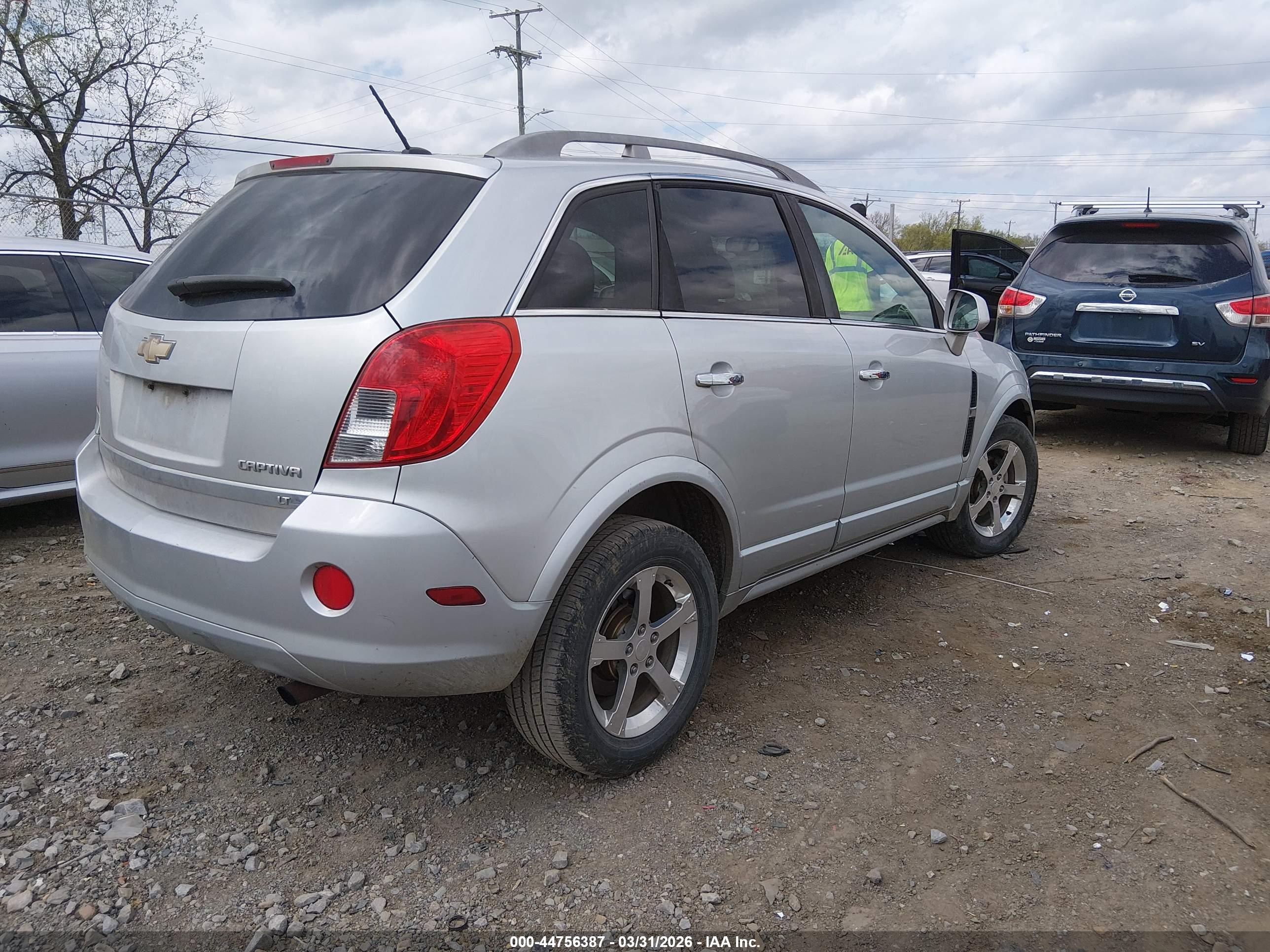 CHEVROLET CAPTIVA image 4