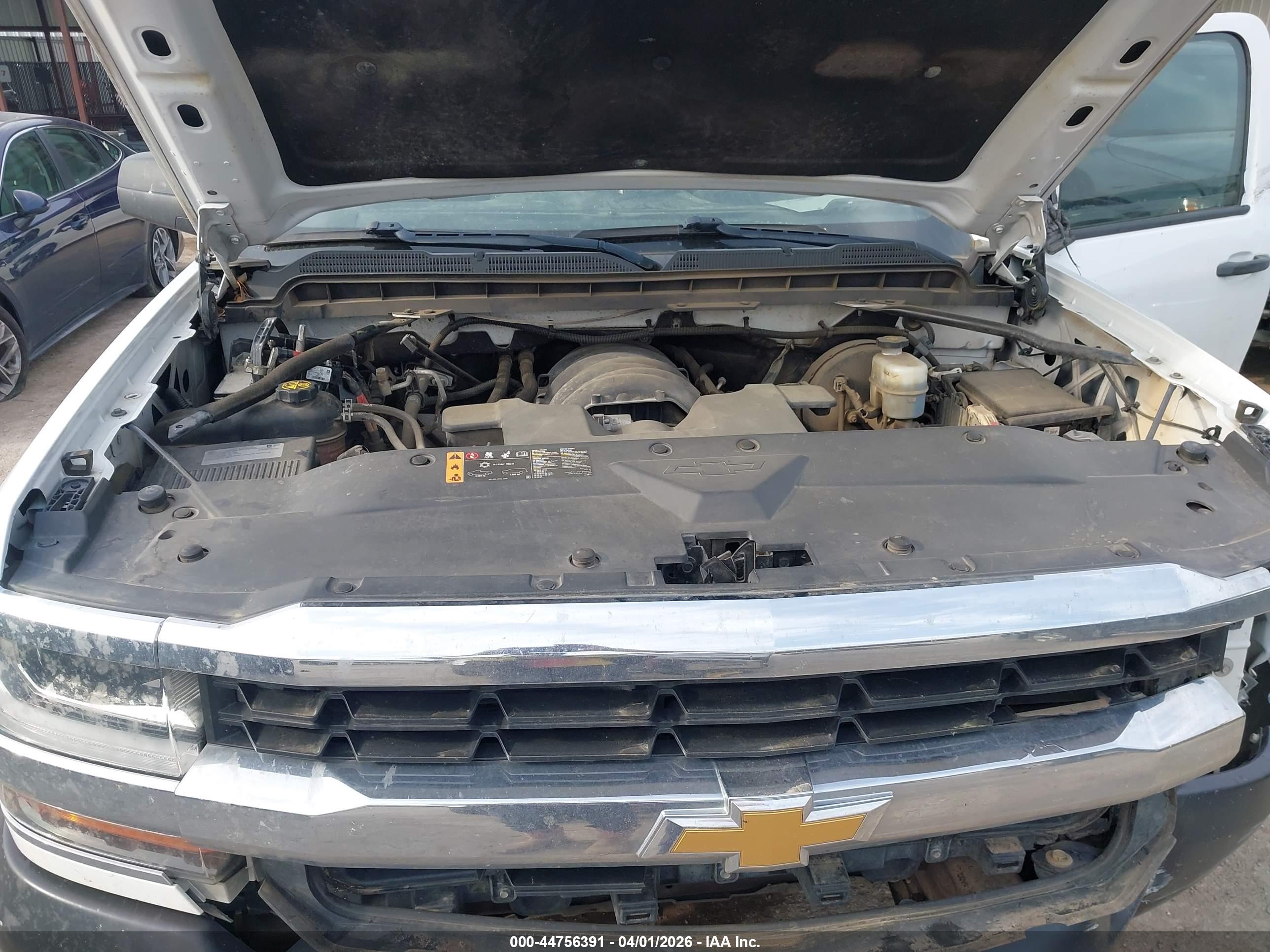 CHEVROLET SILVERADO image 10