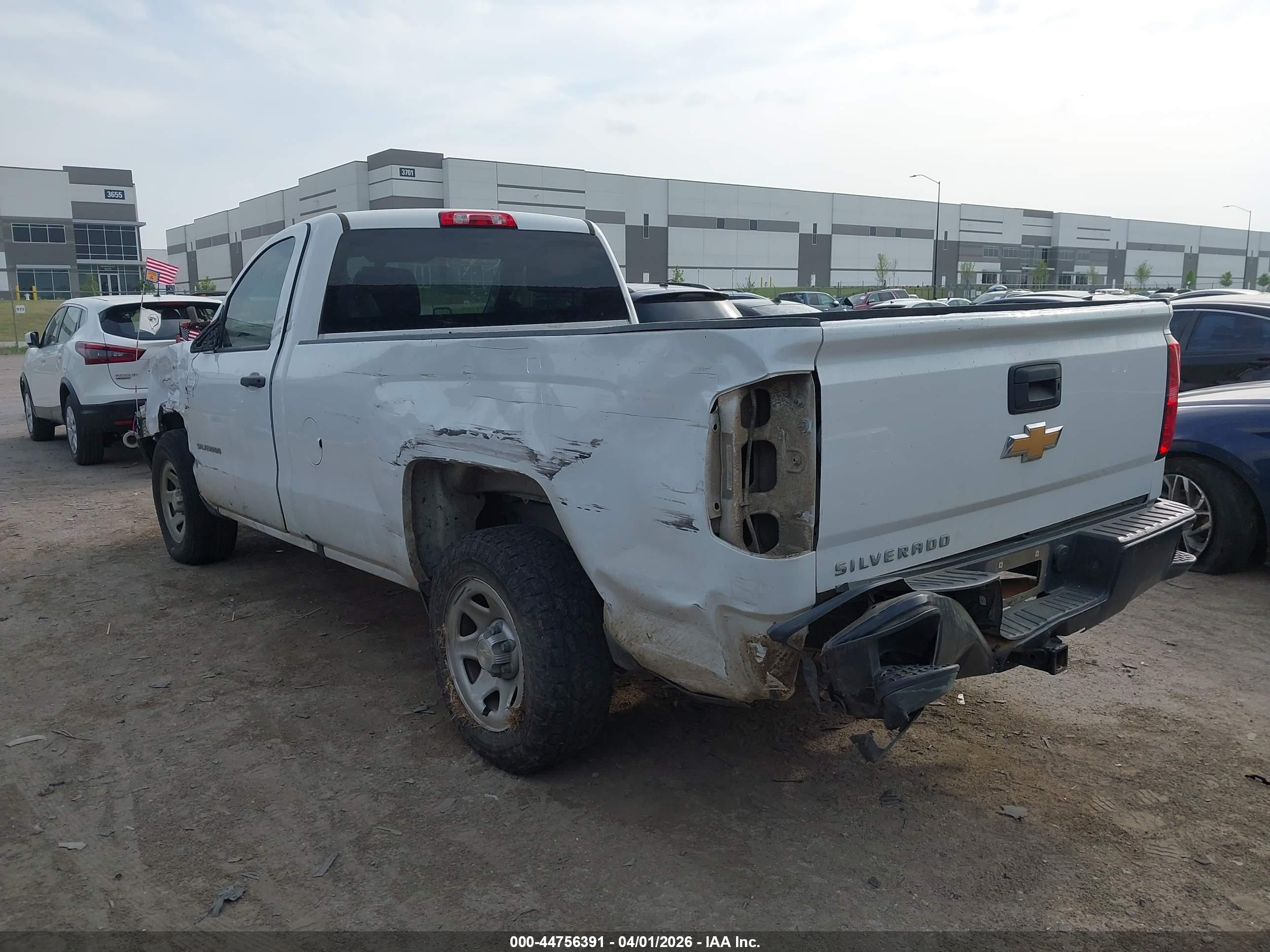 CHEVROLET SILVERADO image 3