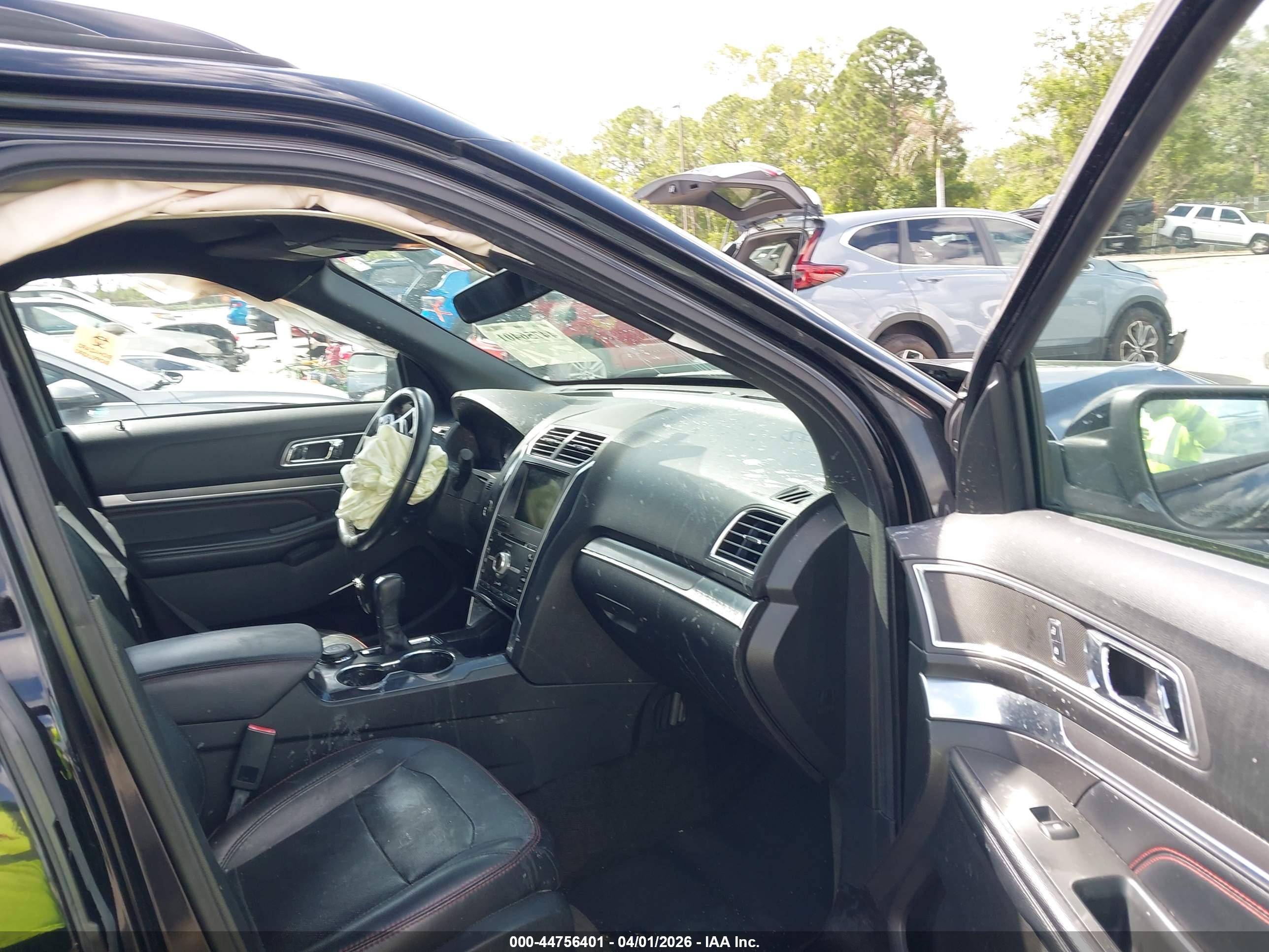 FORD EXPLORER image 5
