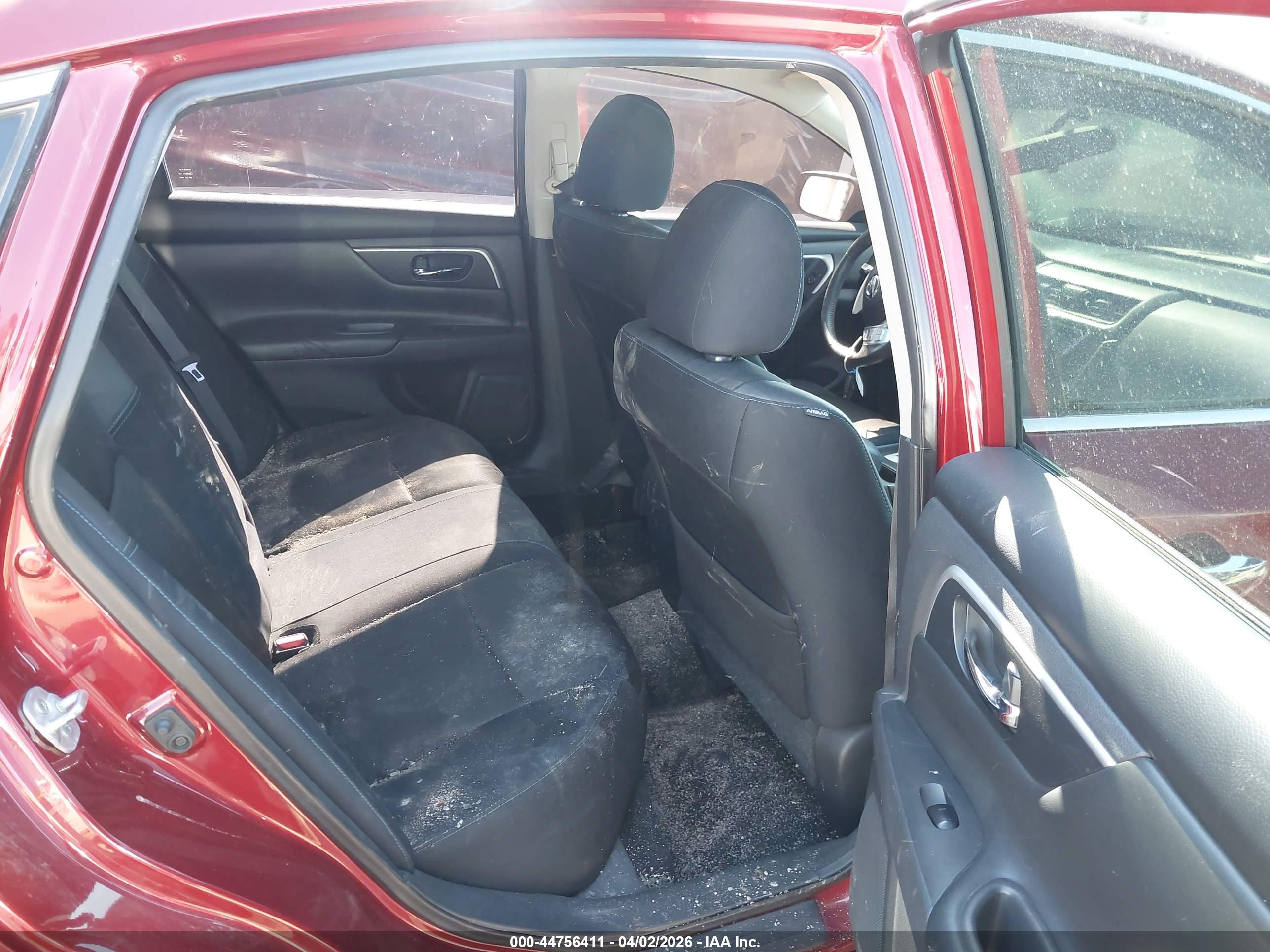 NISSAN ALTIMA image 8