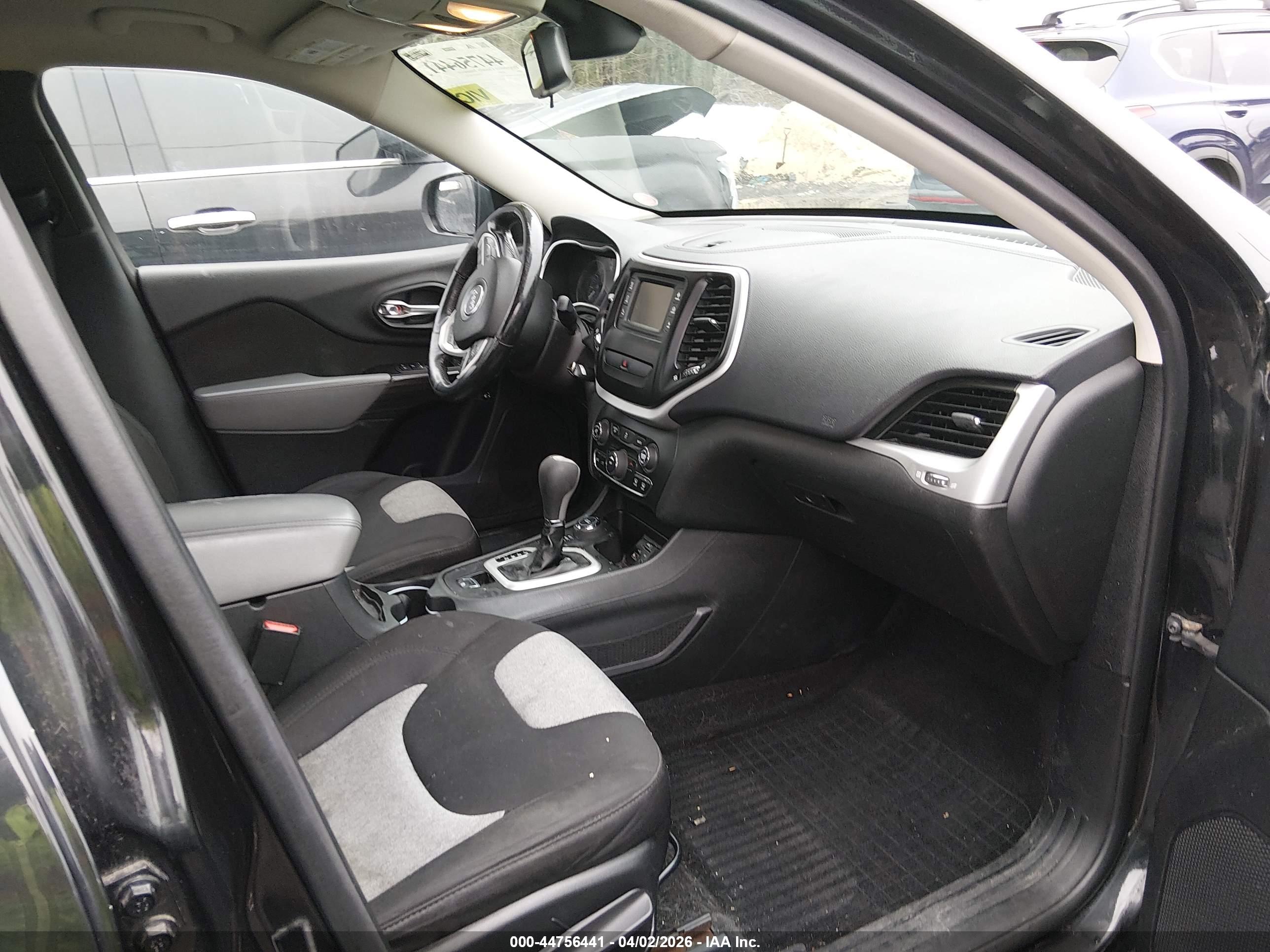 JEEP CHEROKEE image 5