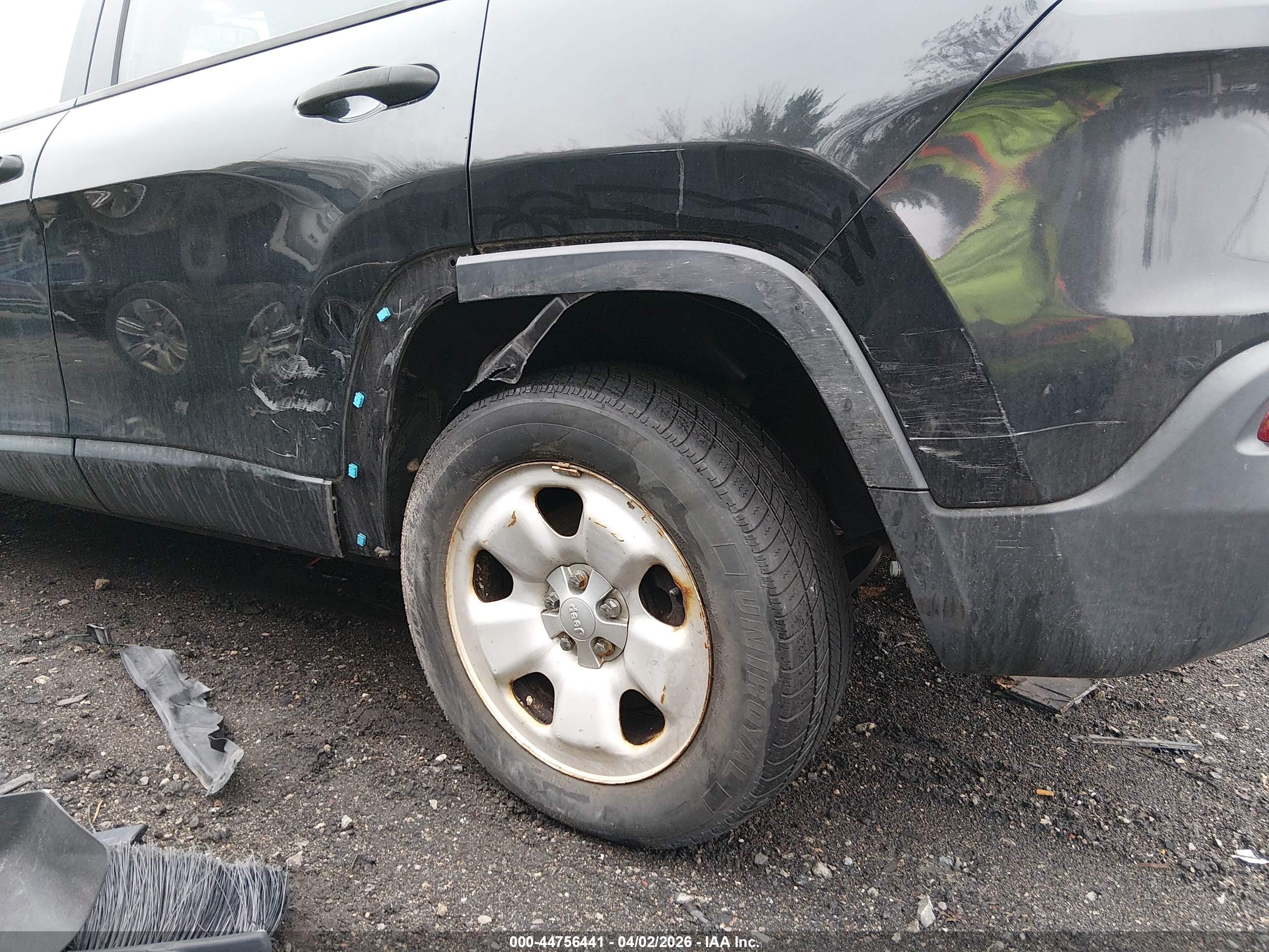 JEEP CHEROKEE image 6