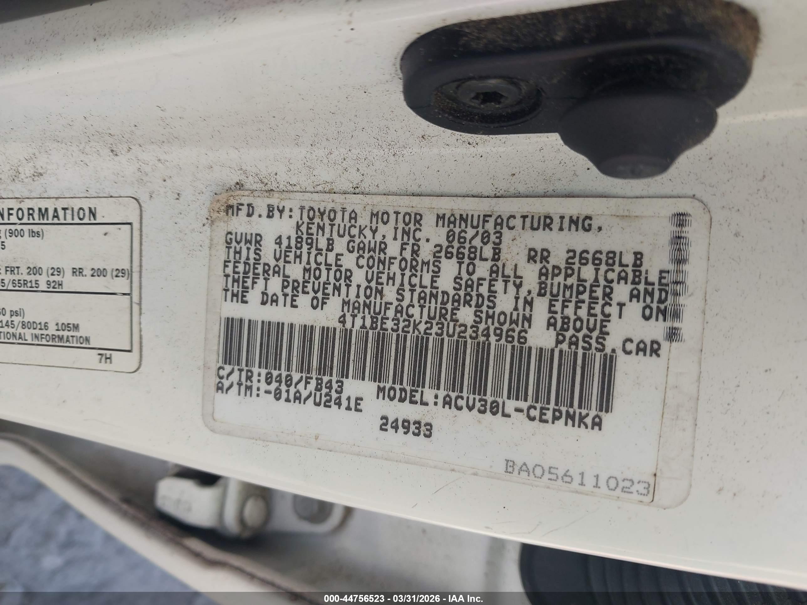 TOYOTA CAMRY image 9