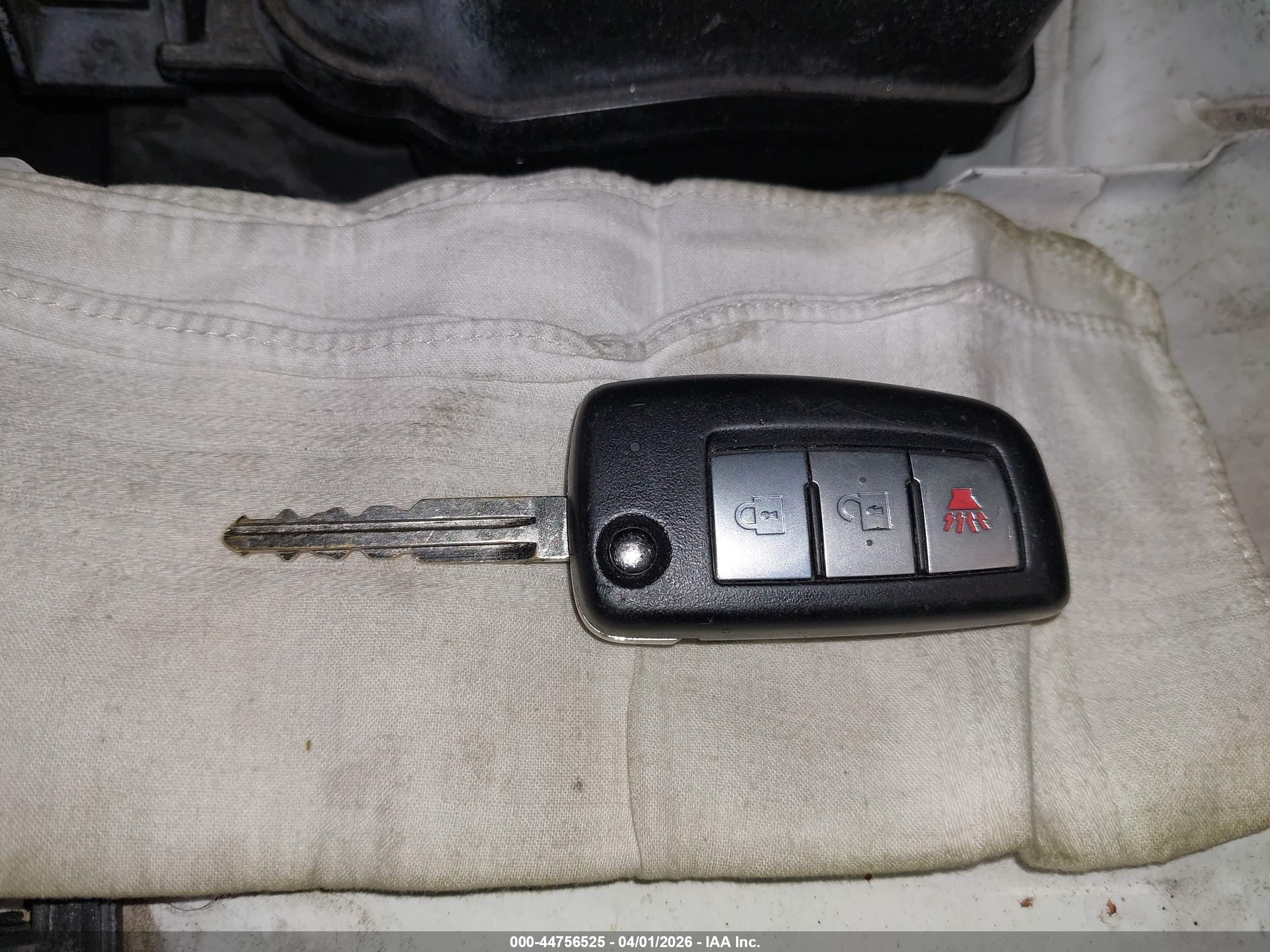 NISSAN ROGUE image 11