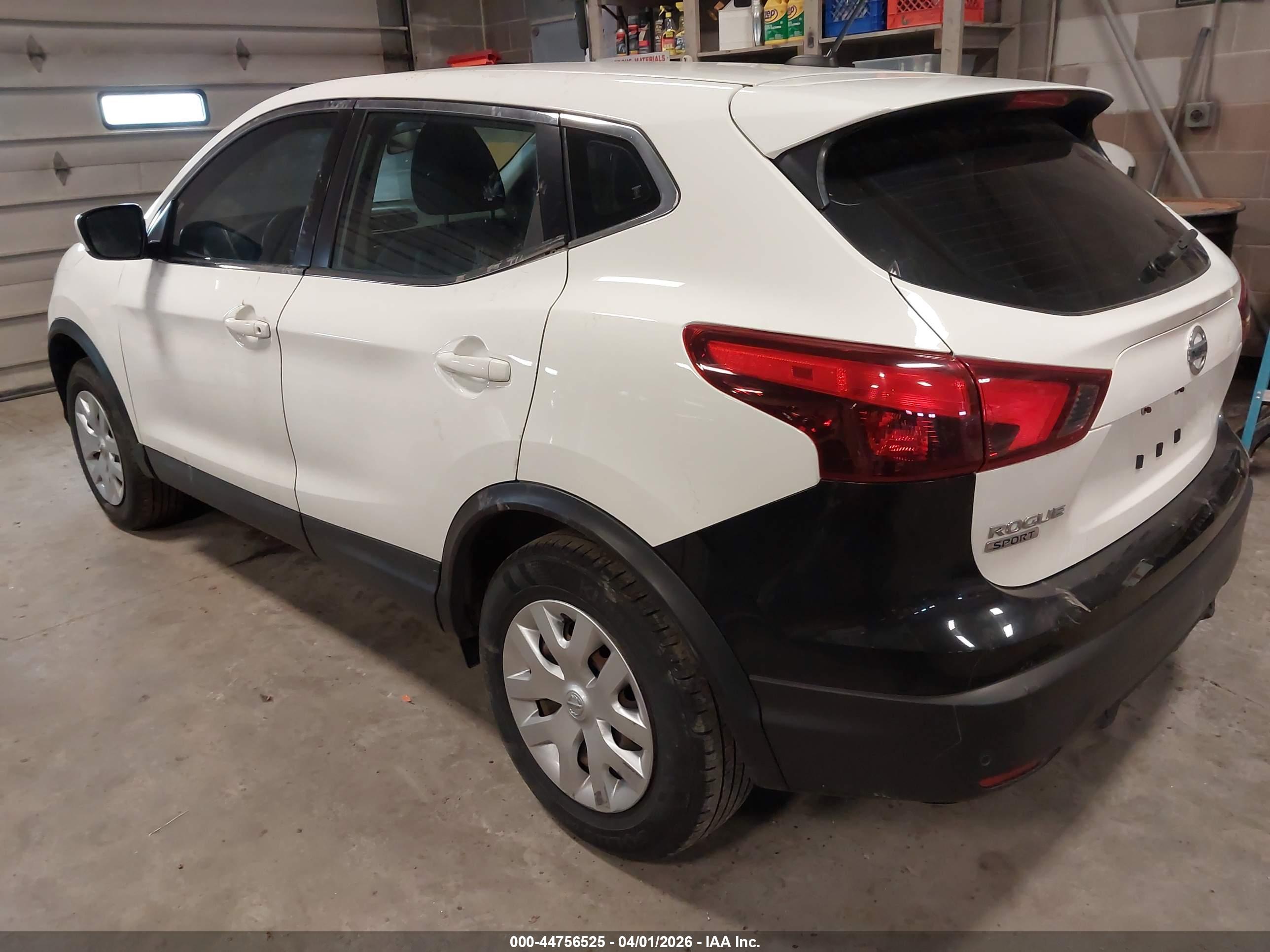 NISSAN ROGUE image 3