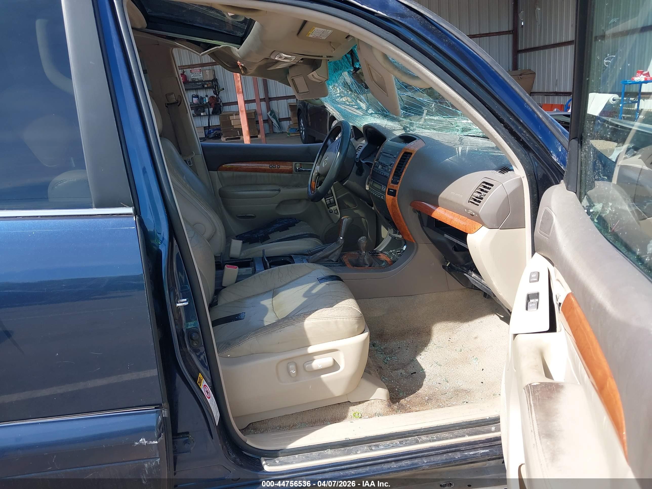 LEXUS GX image 5