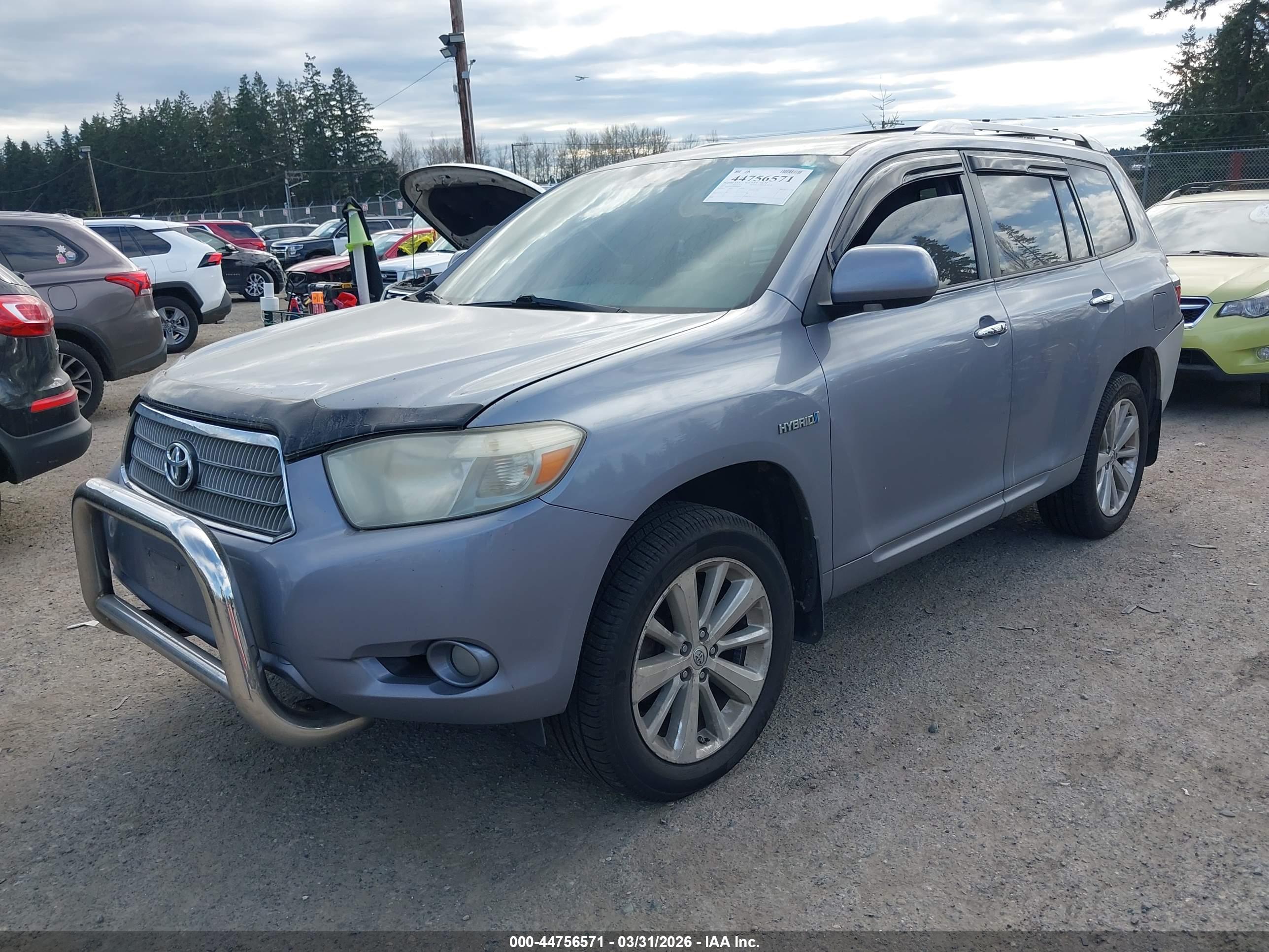 TOYOTA HIGHLANDER image 2