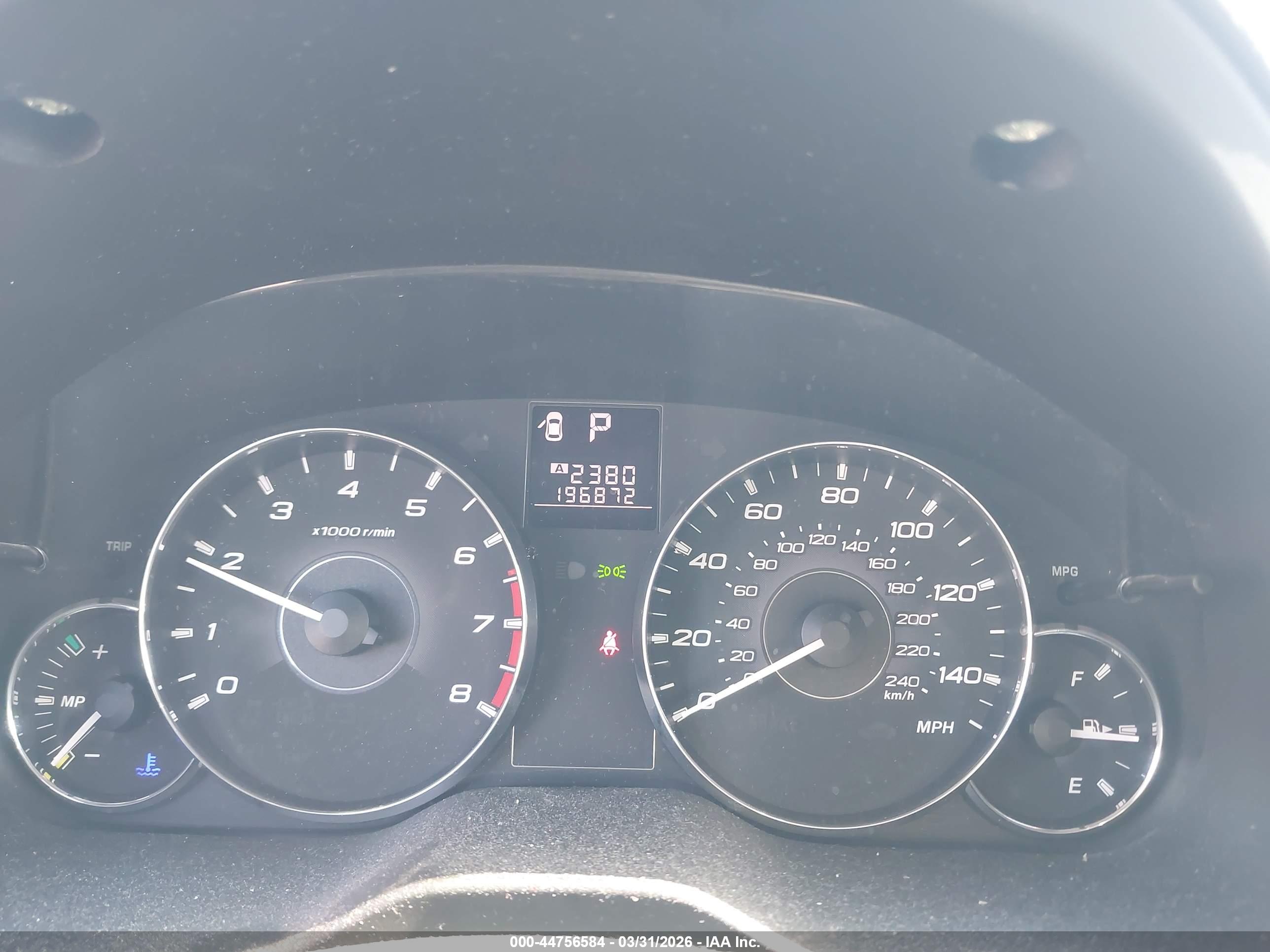 SUBARU OUTBACK image 7