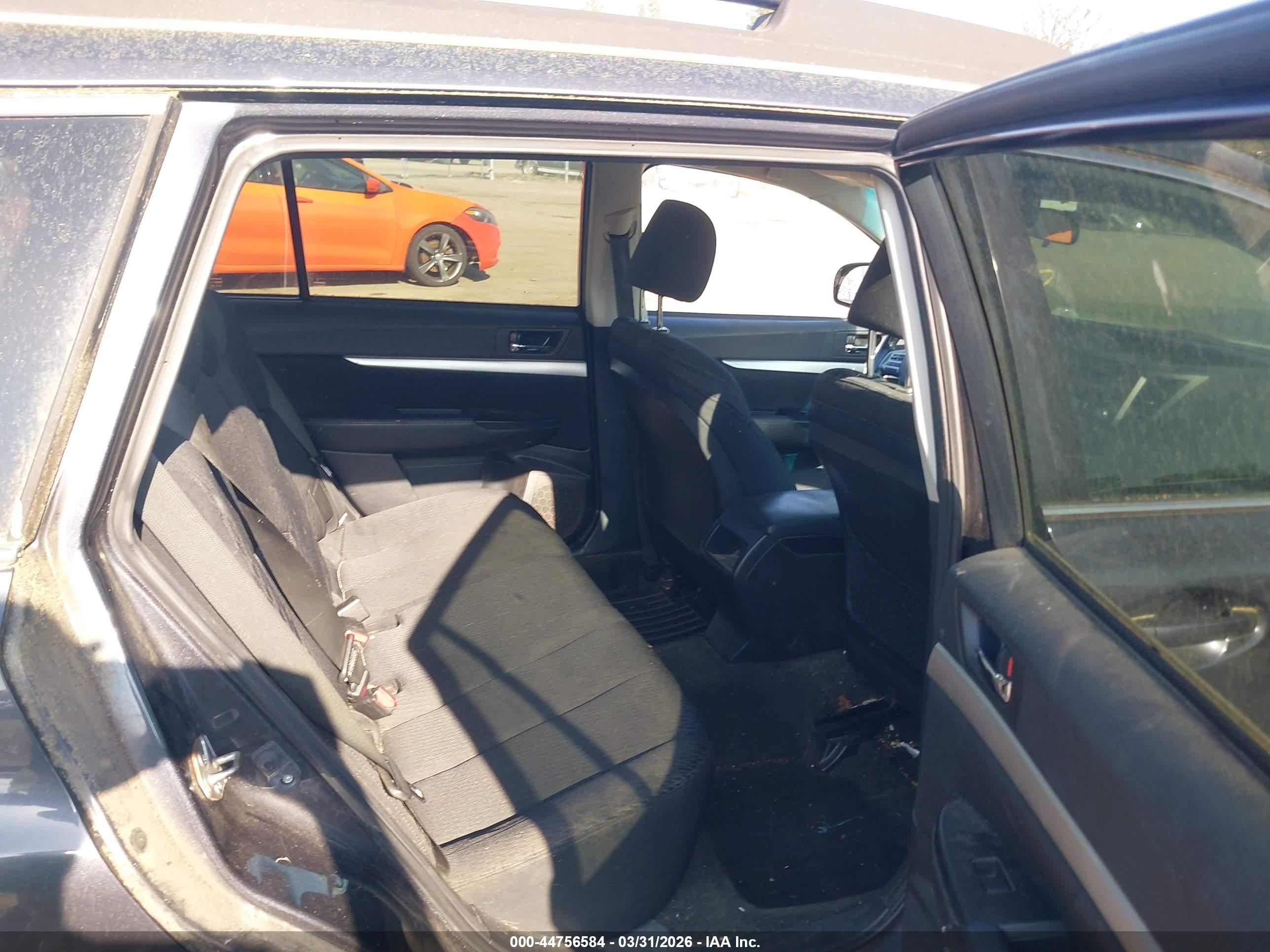 SUBARU OUTBACK image 8