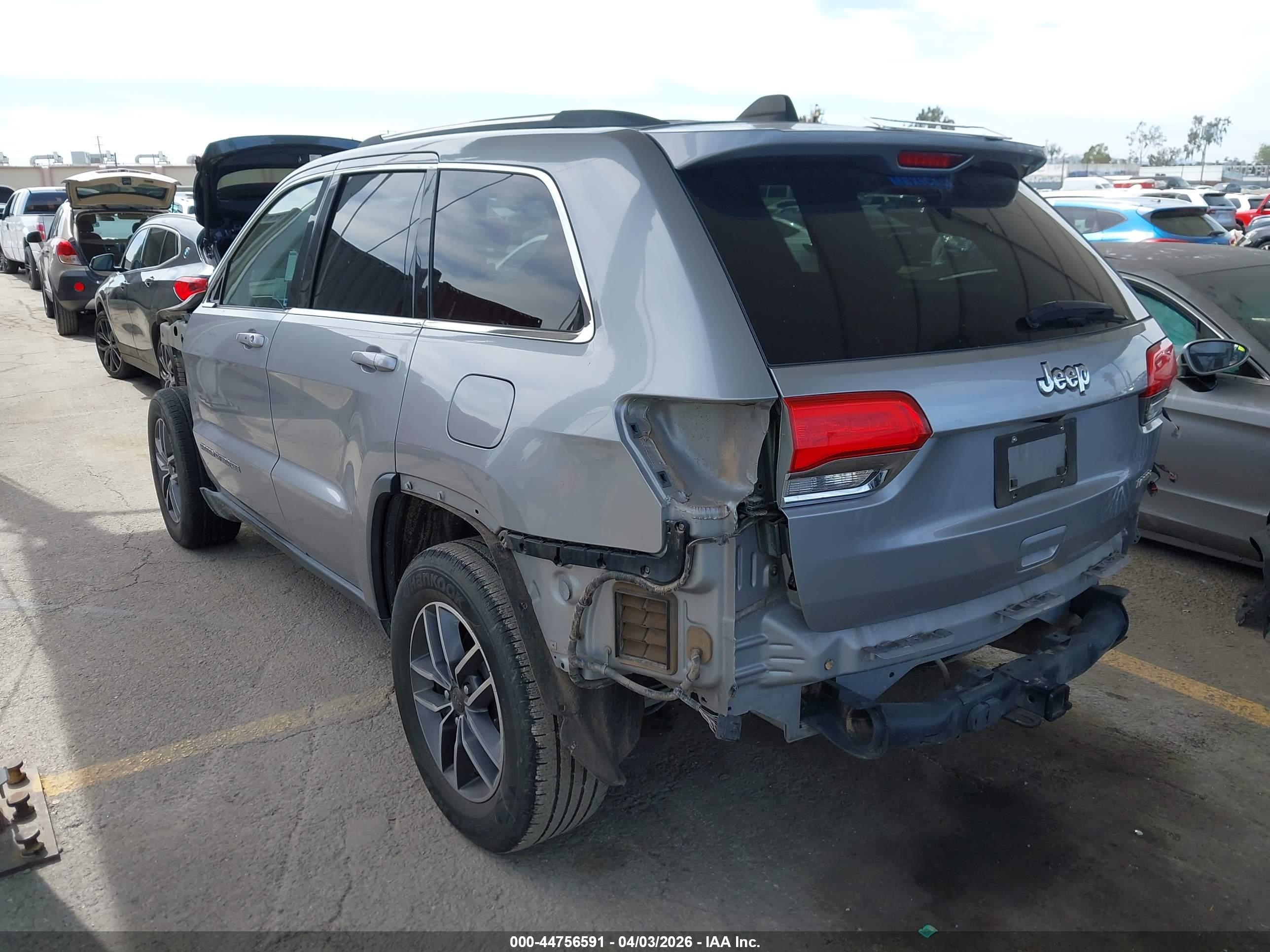 JEEP GRAND image 3
