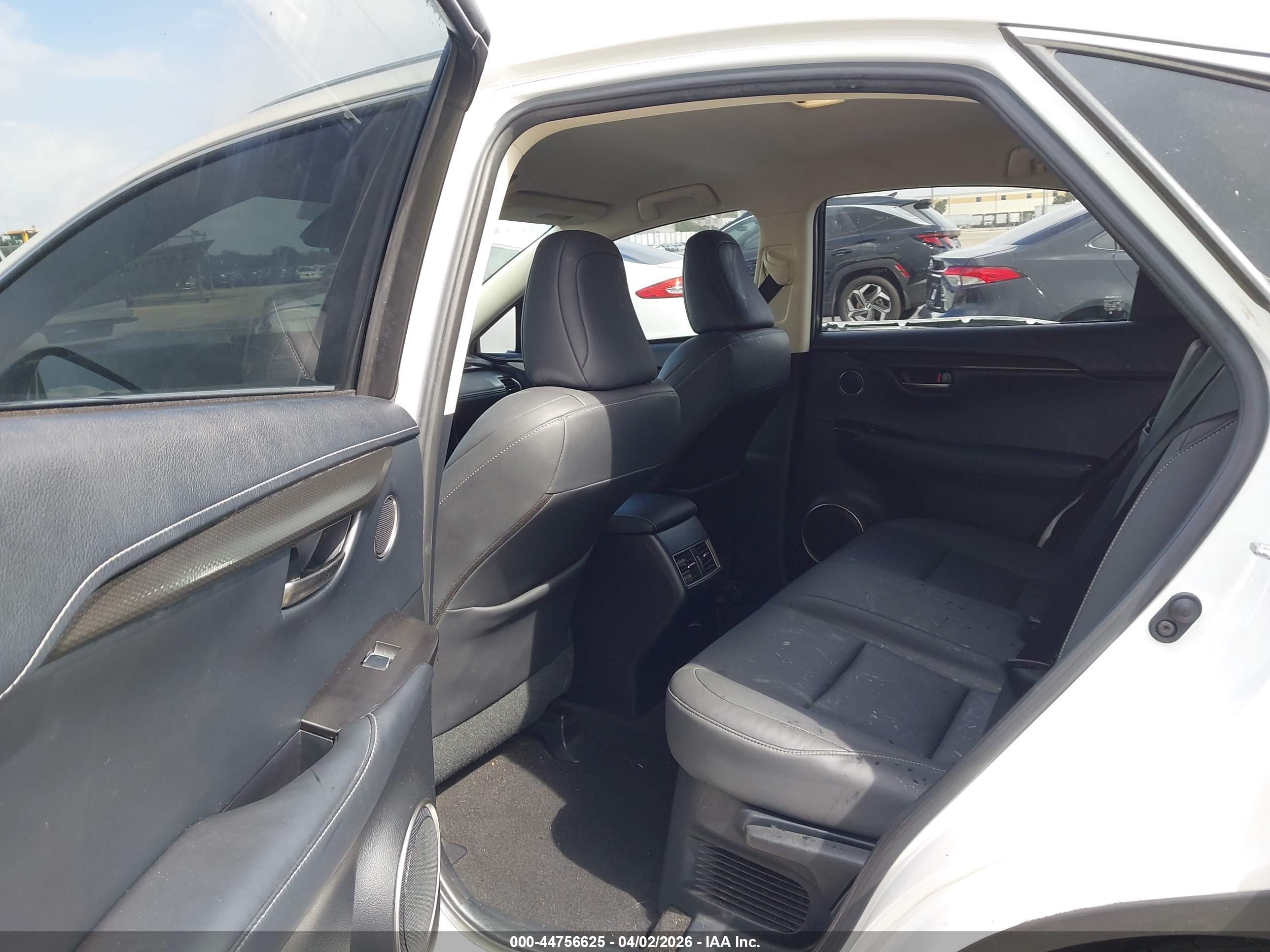 LEXUS NX image 8