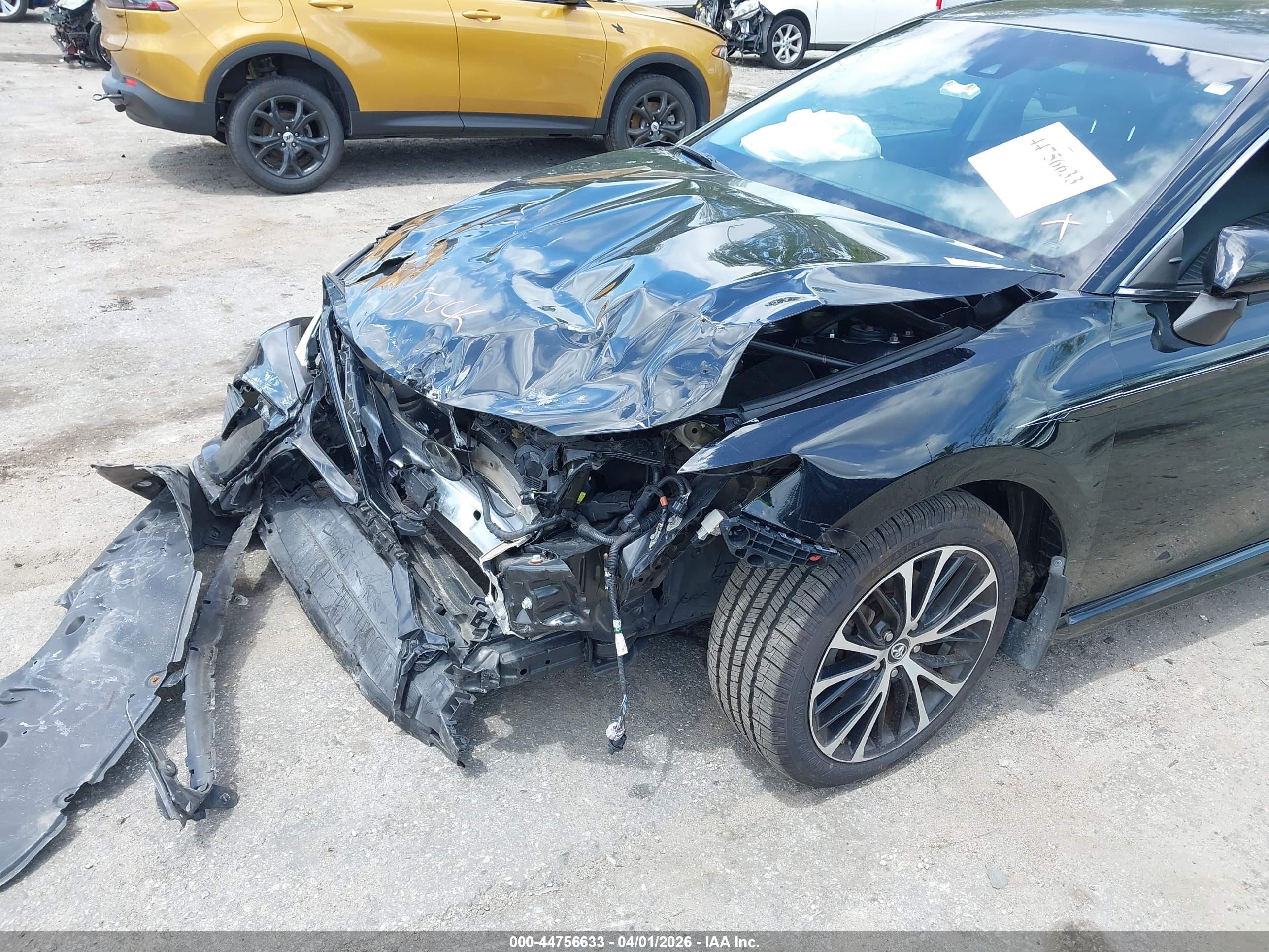 TOYOTA CAMRY image 6