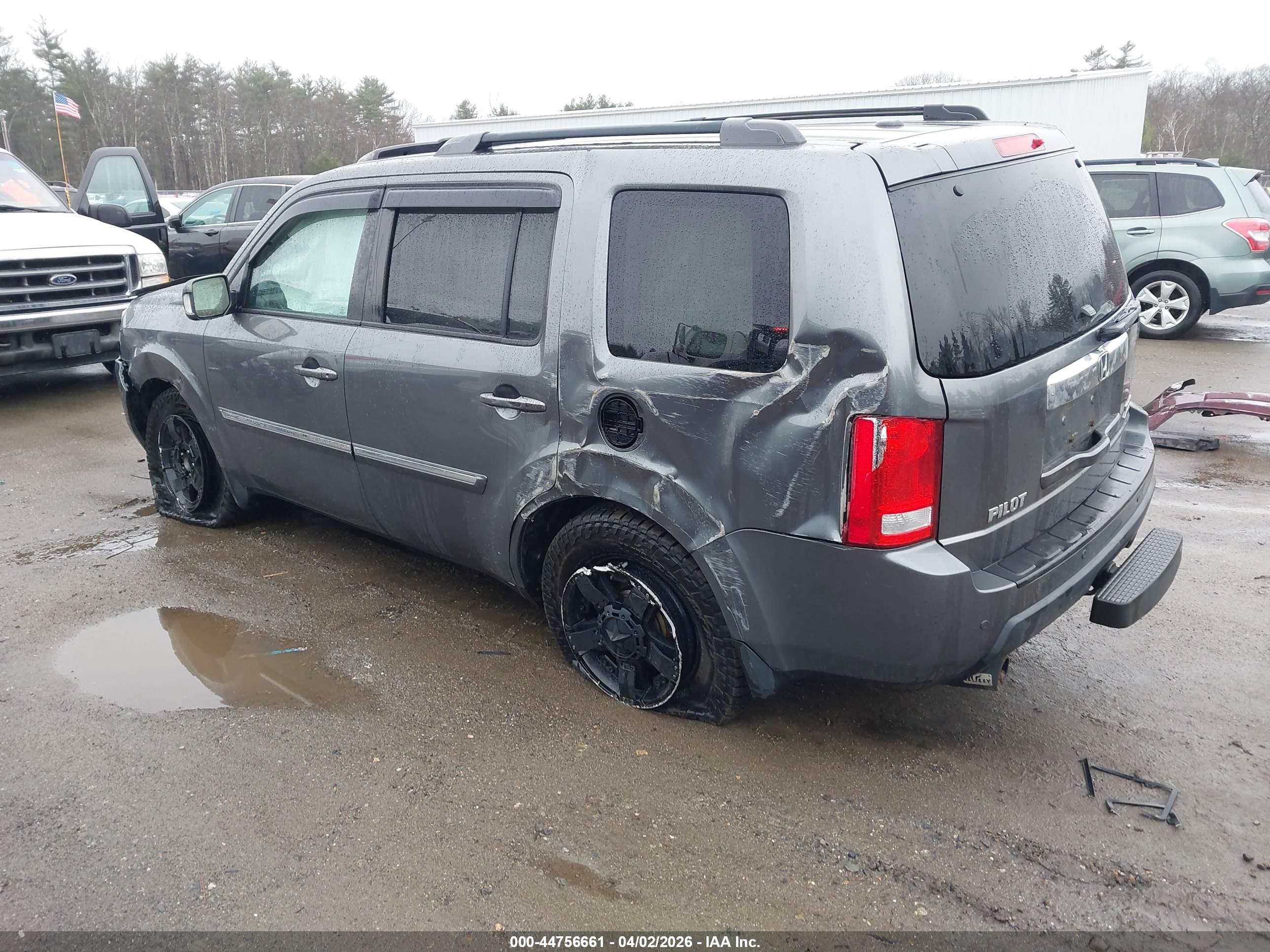 HONDA PILOT image 3