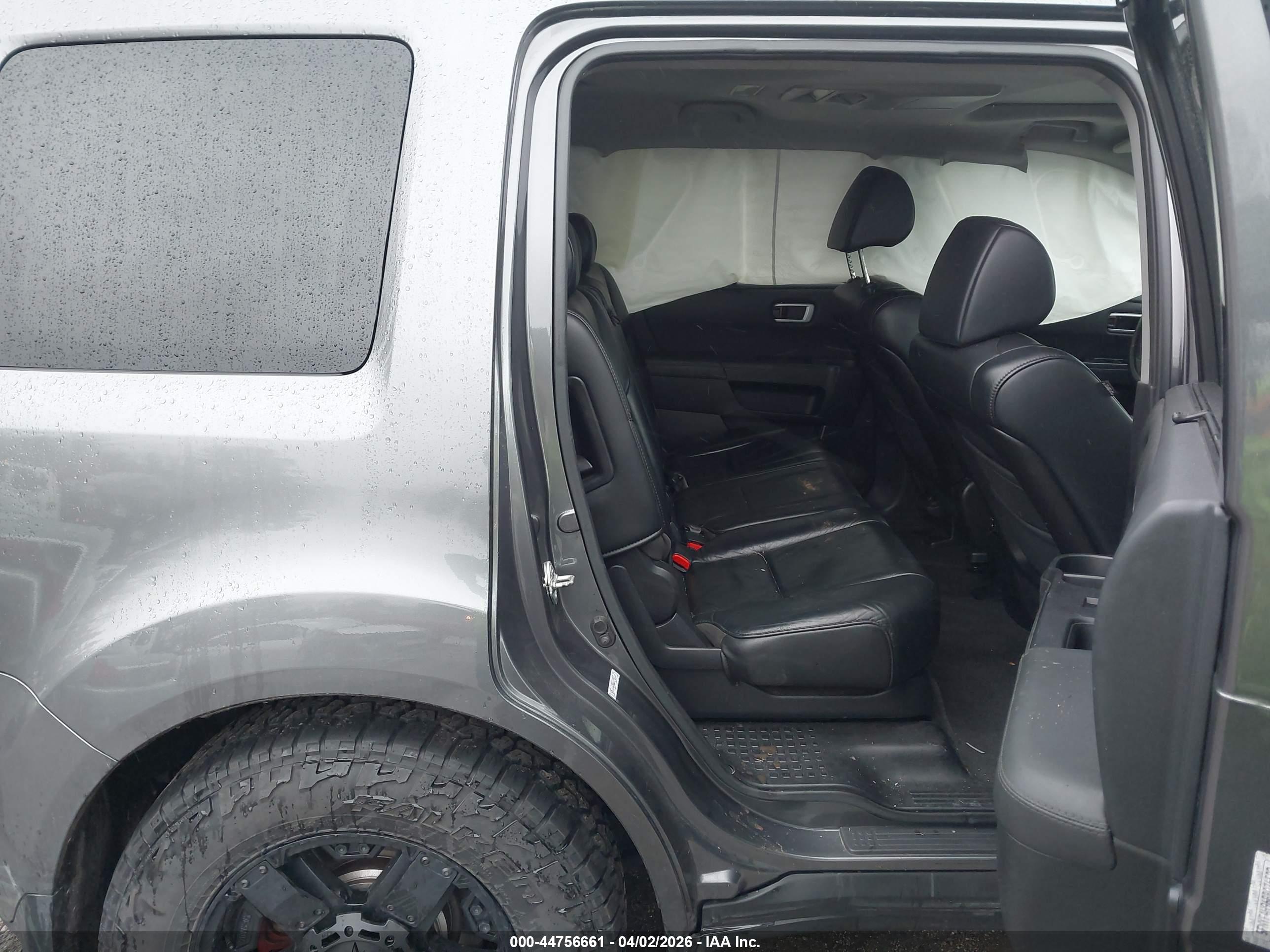HONDA PILOT image 8