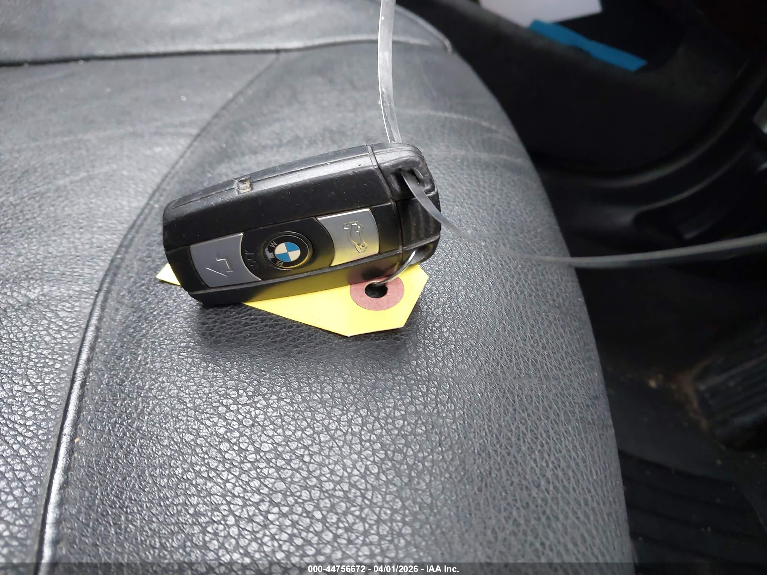 BMW 328I image 11