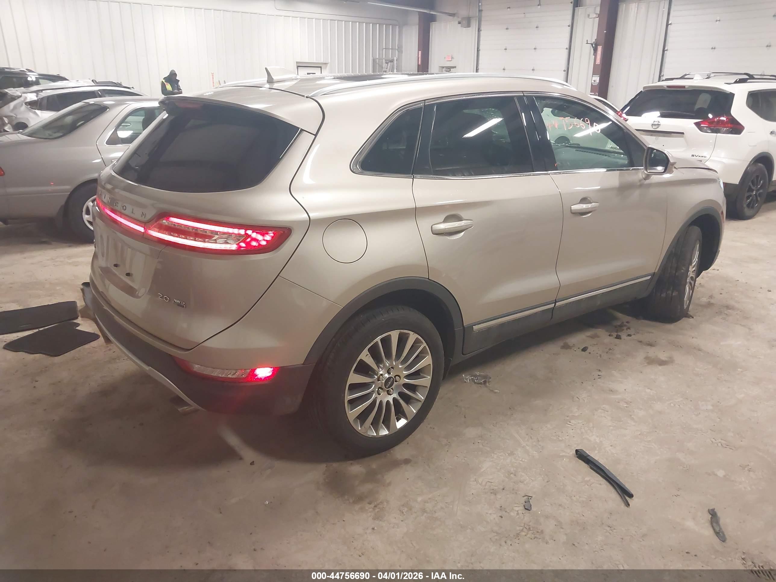 LINCOLN MKC image 4