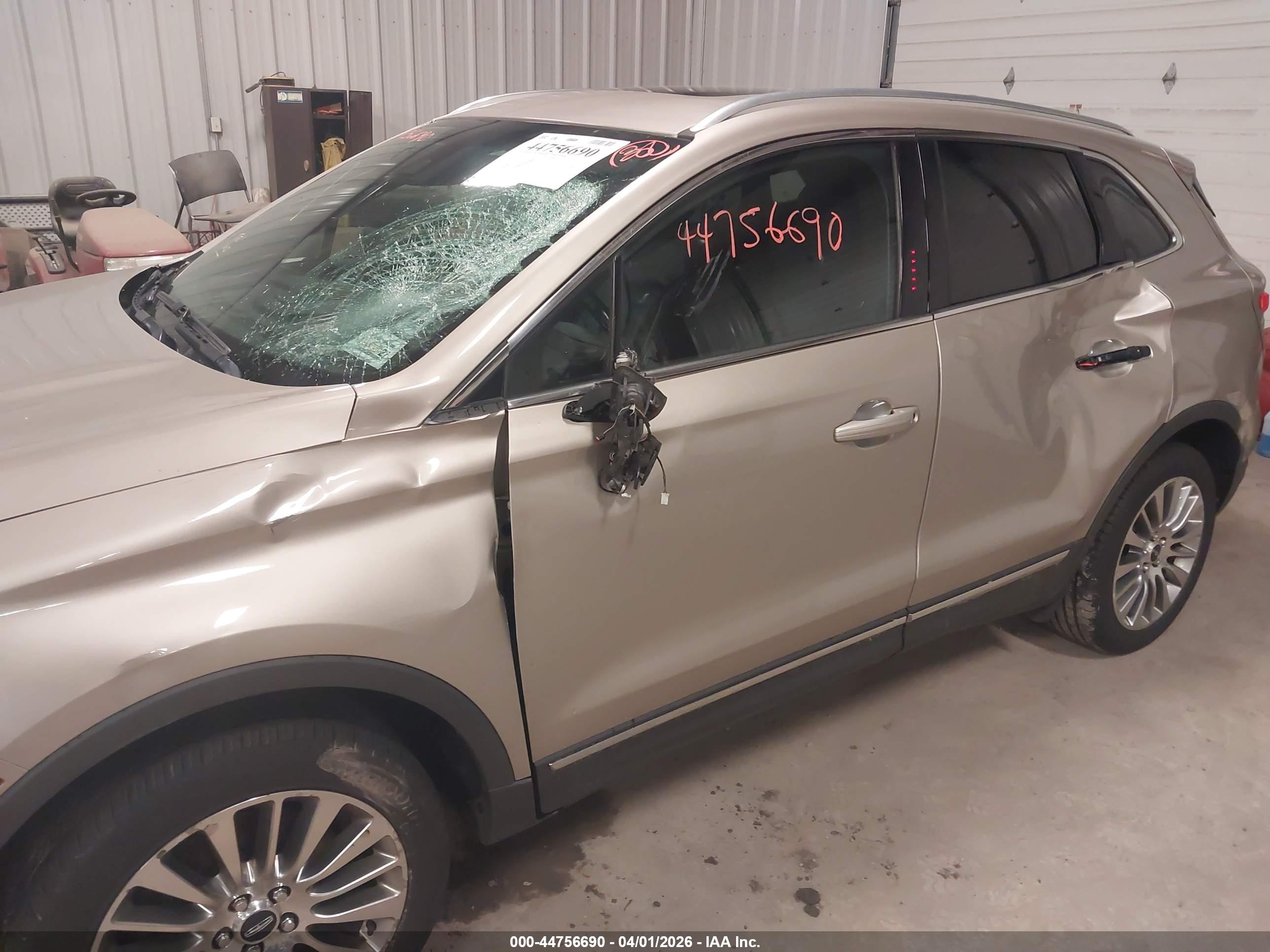LINCOLN MKC image 6