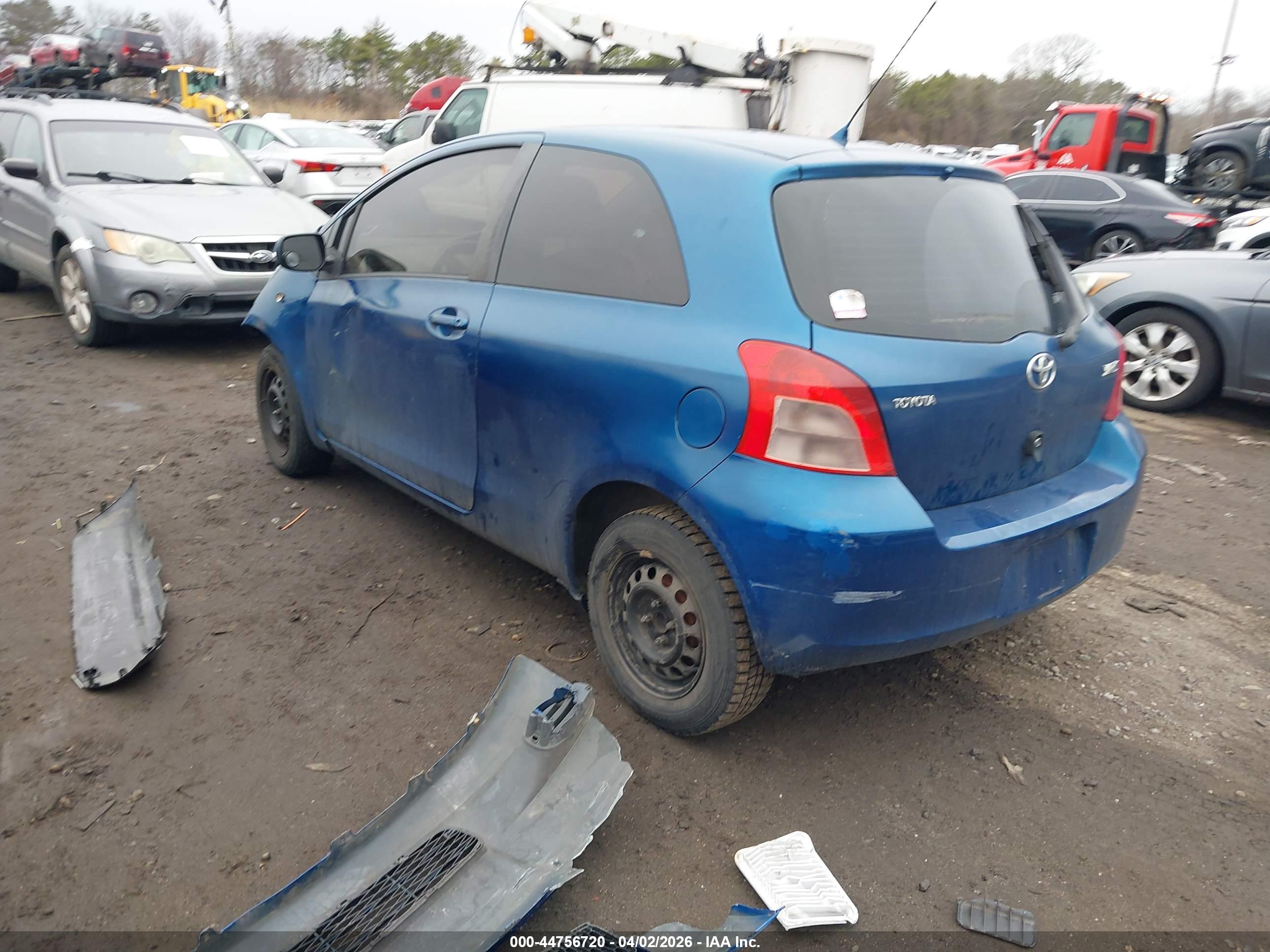 TOYOTA YARIS image 3