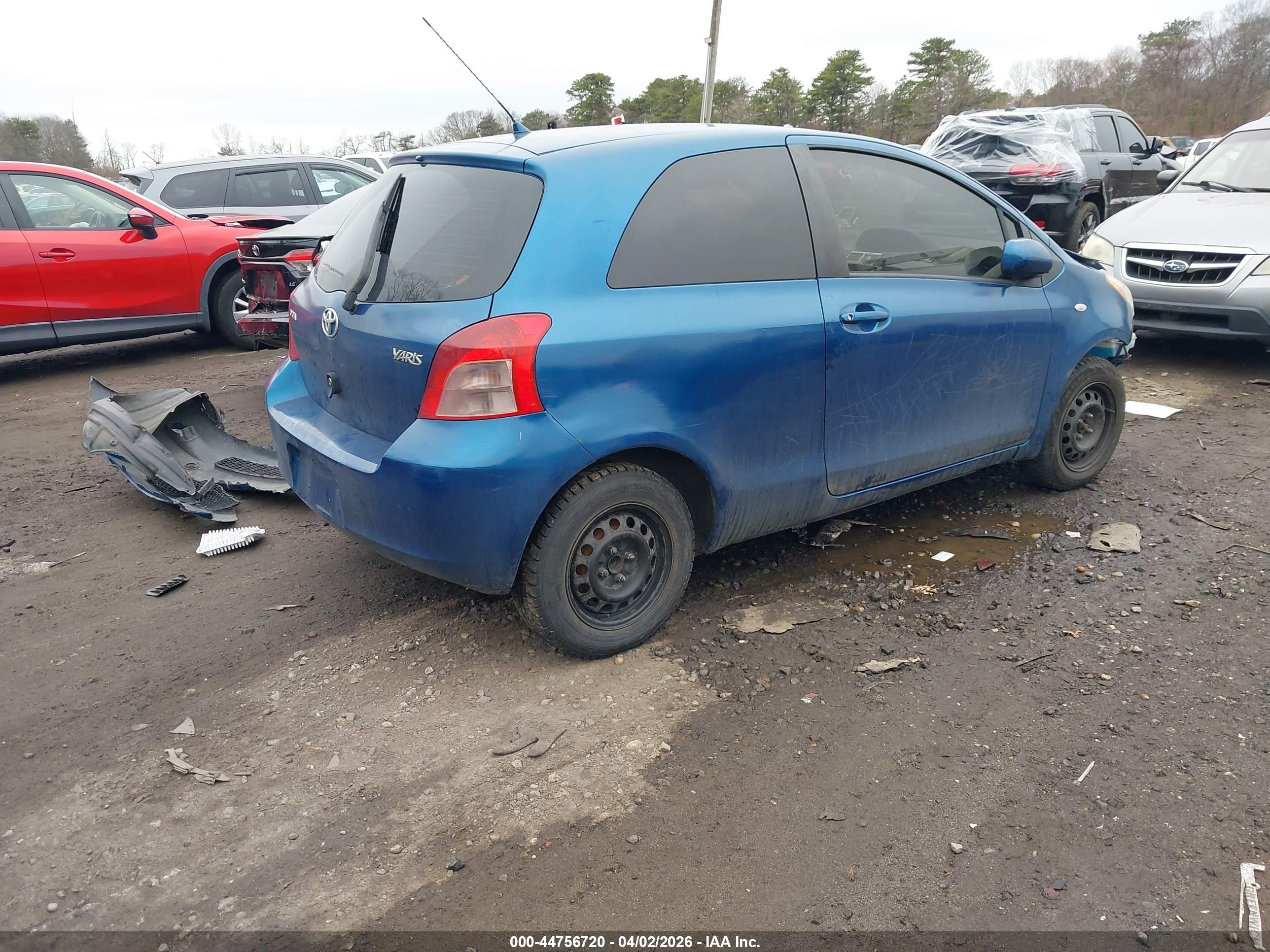 TOYOTA YARIS image 4