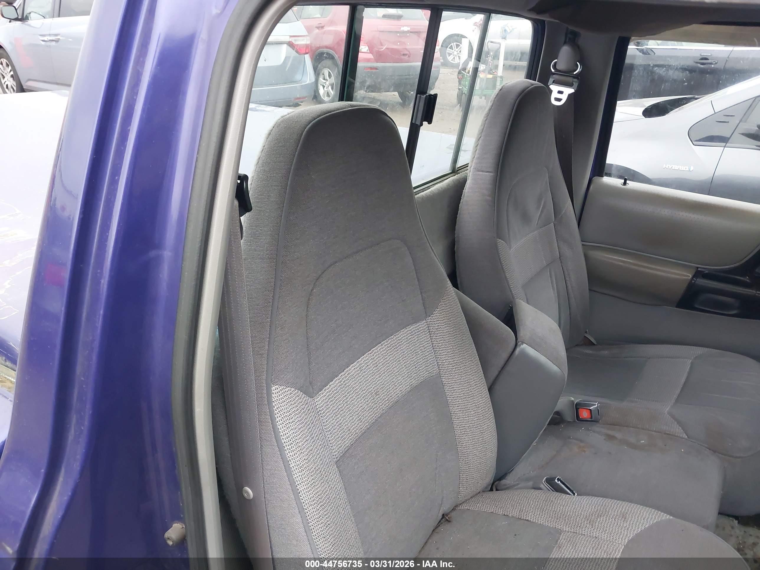 MAZDA B2300 image 8