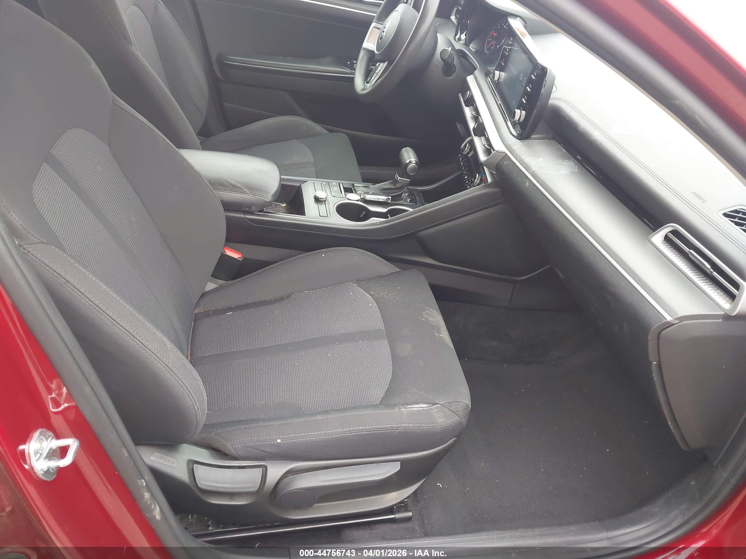 KIA K5 image 5