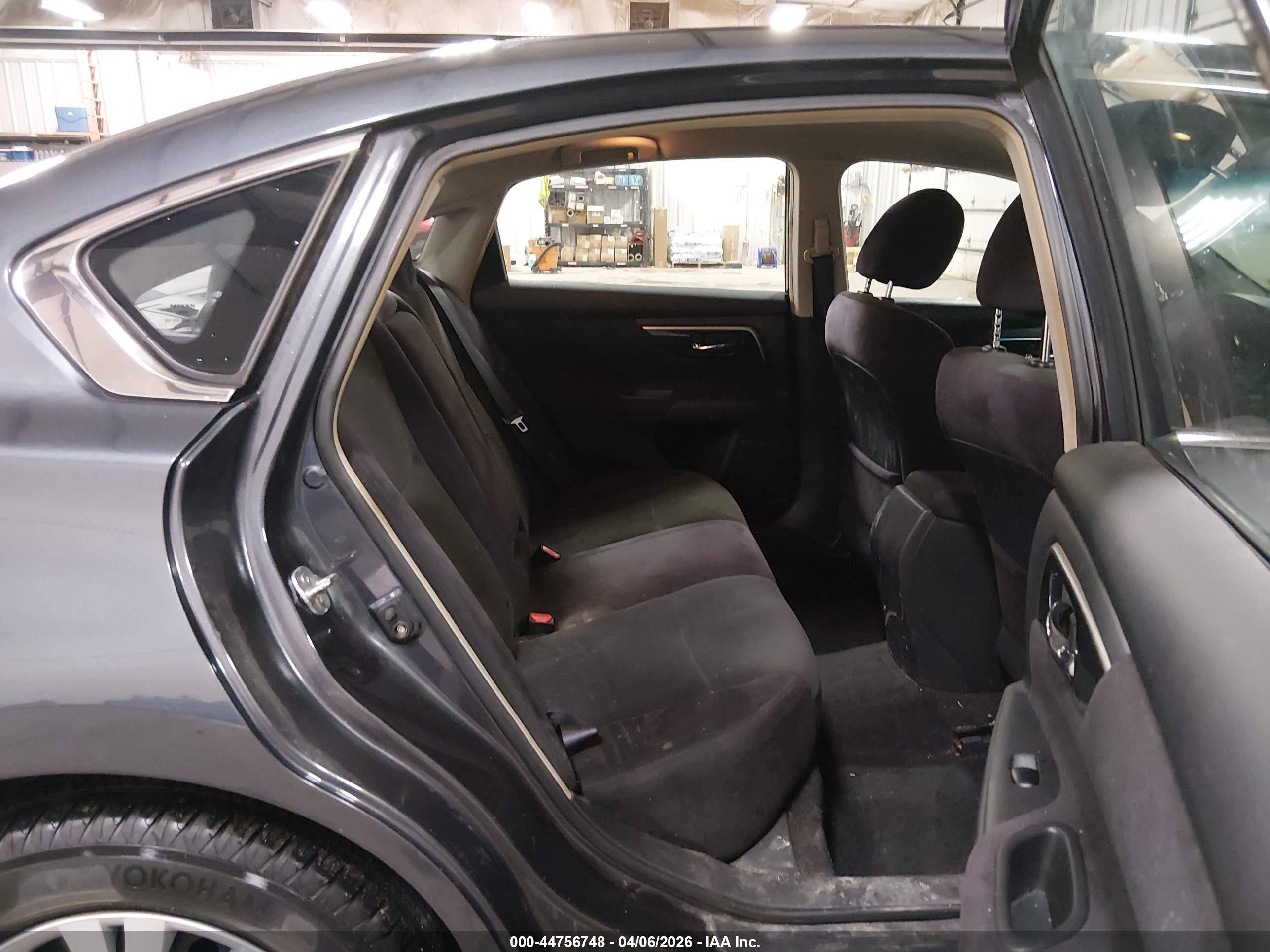 NISSAN ALTIMA image 8