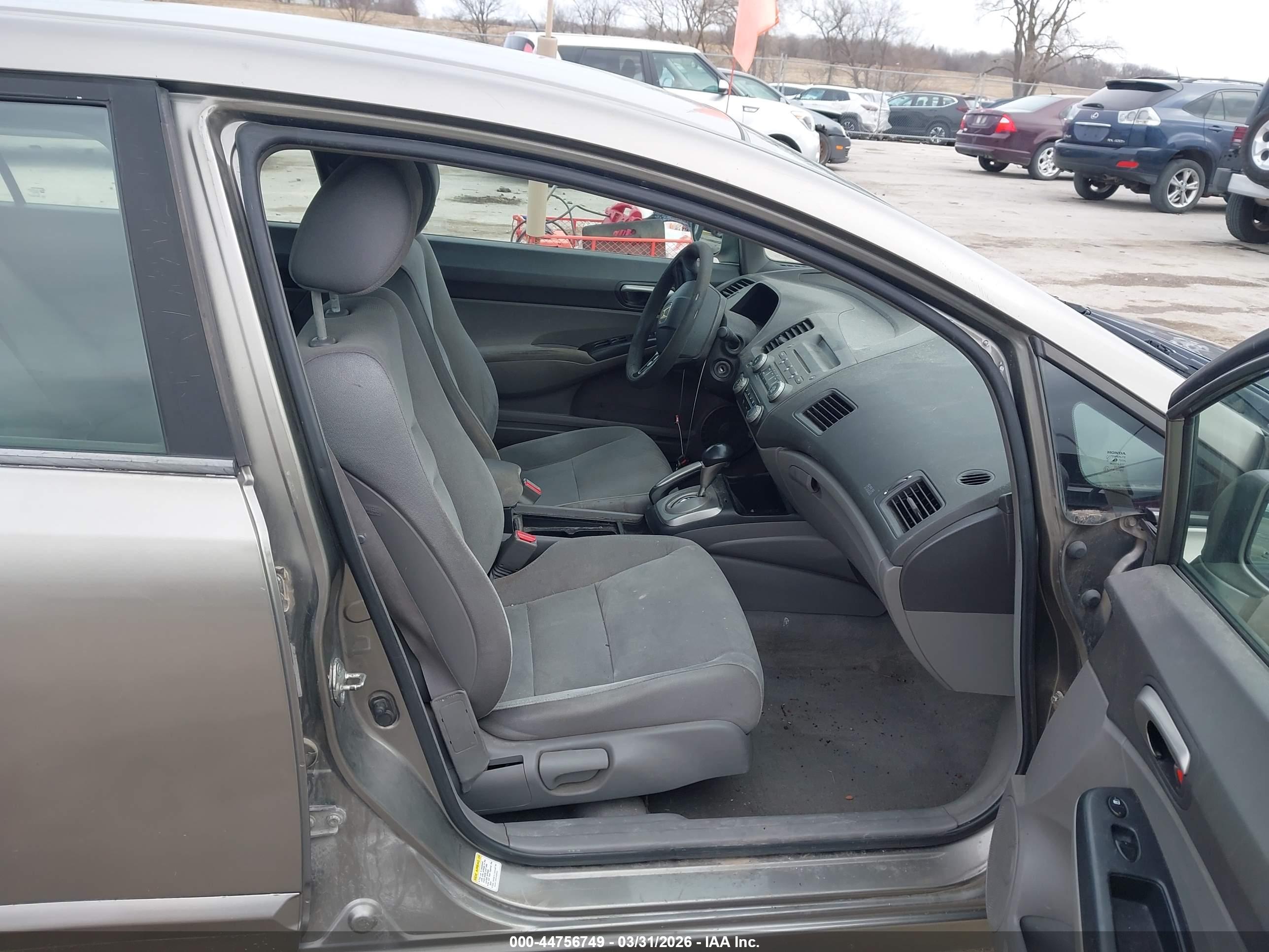 HONDA CIVIC image 5
