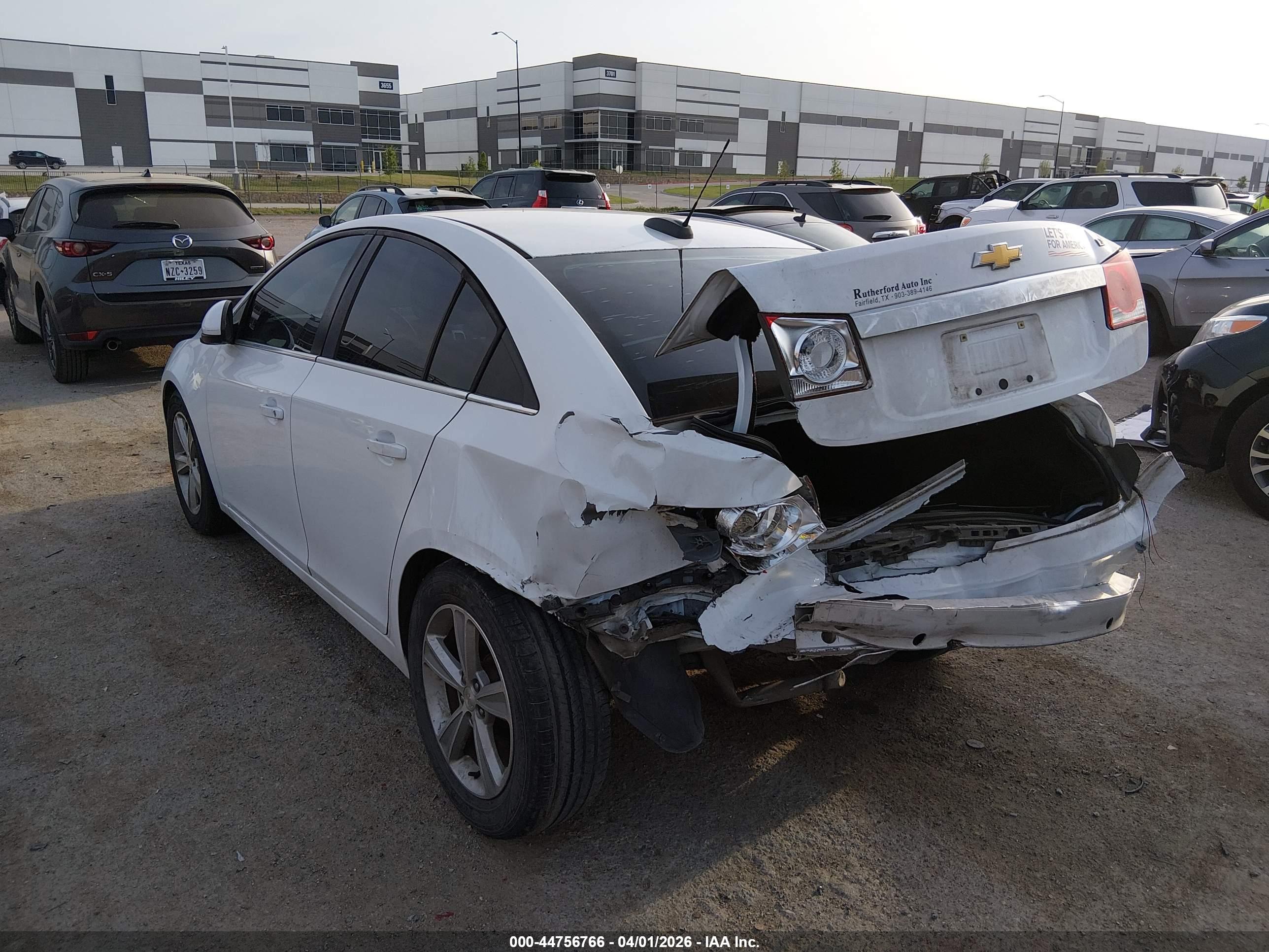 CHEVROLET CRUZE image 3