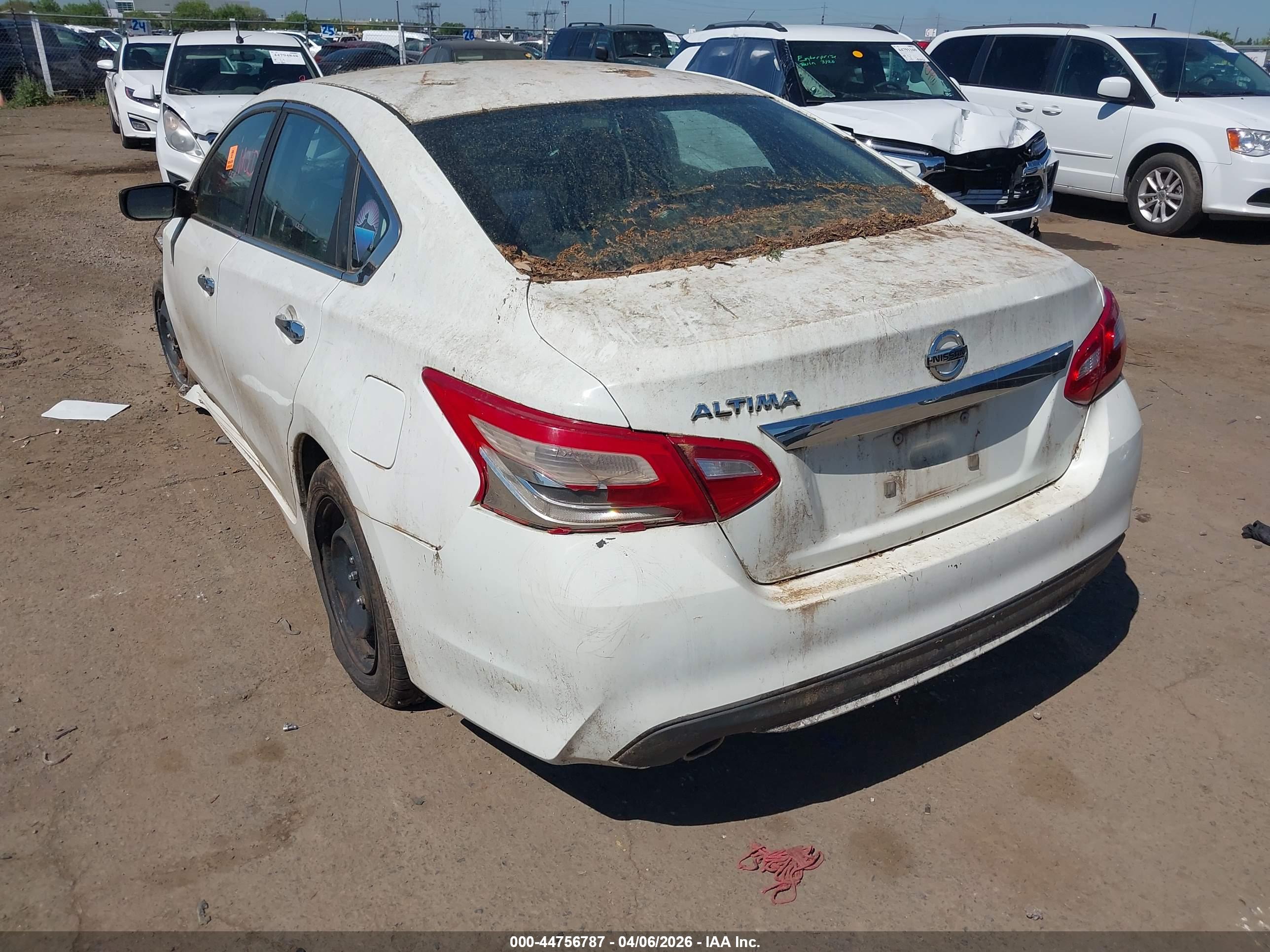 NISSAN ALTIMA image 3