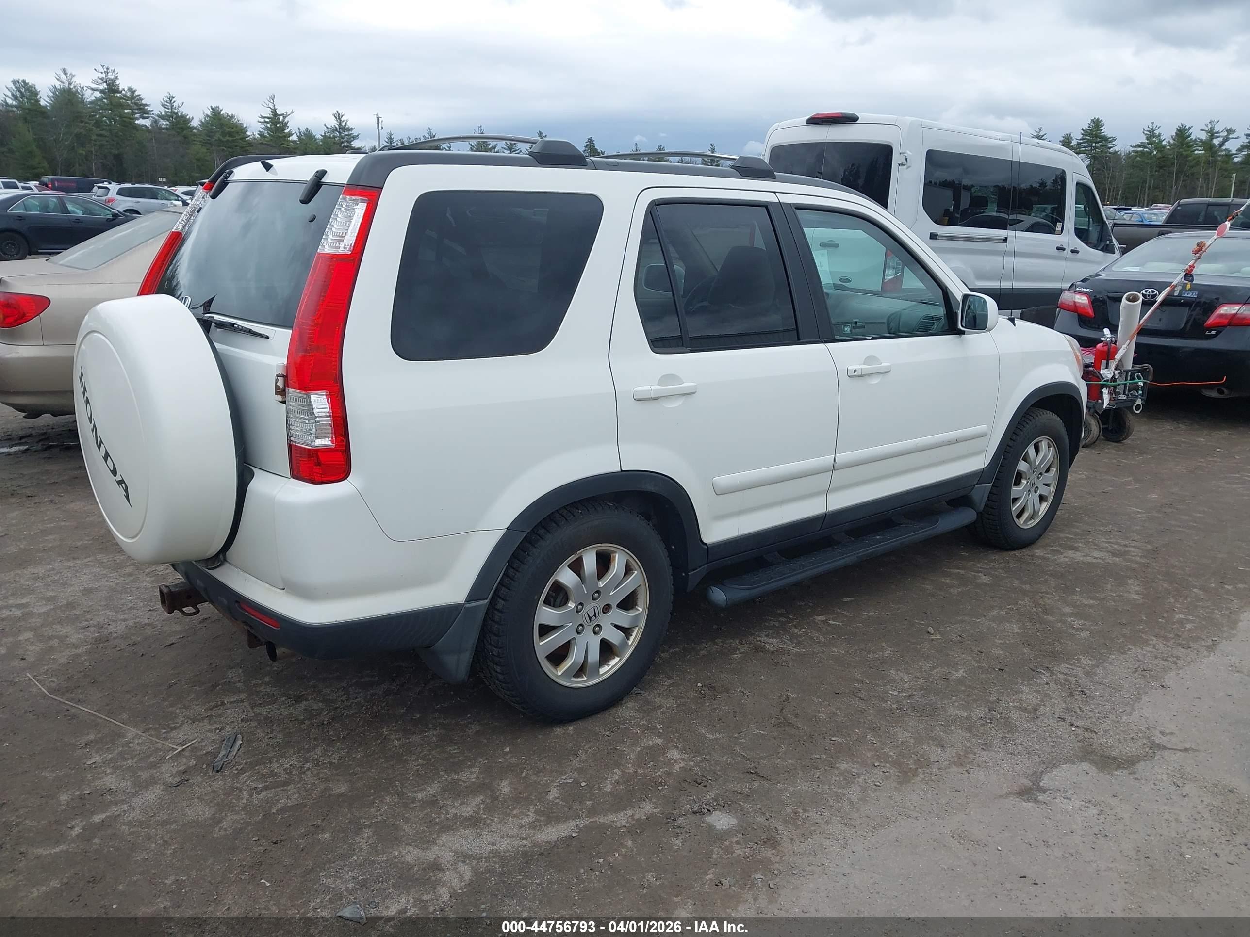 HONDA CR-V image 4