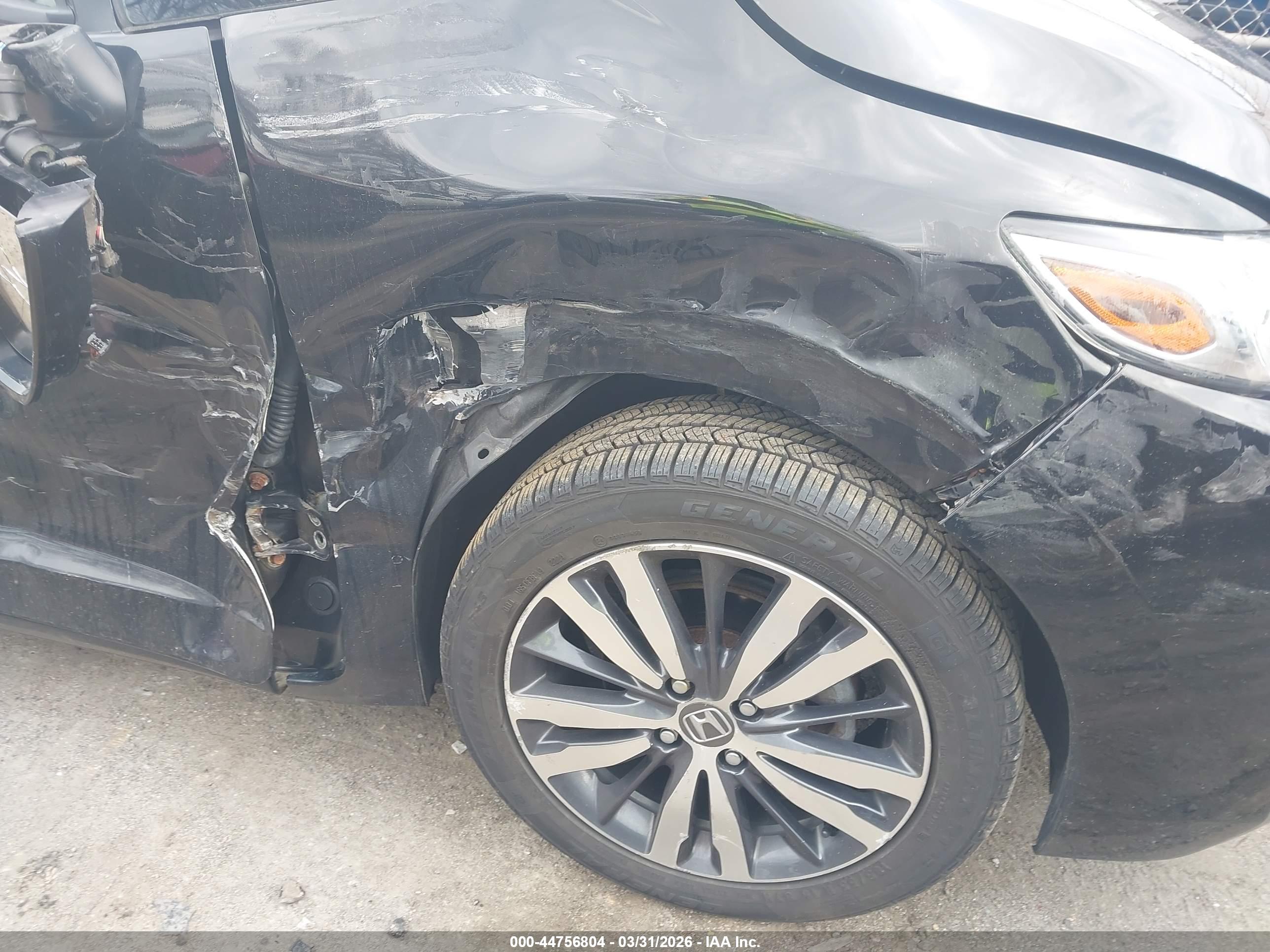HONDA FIT image 6