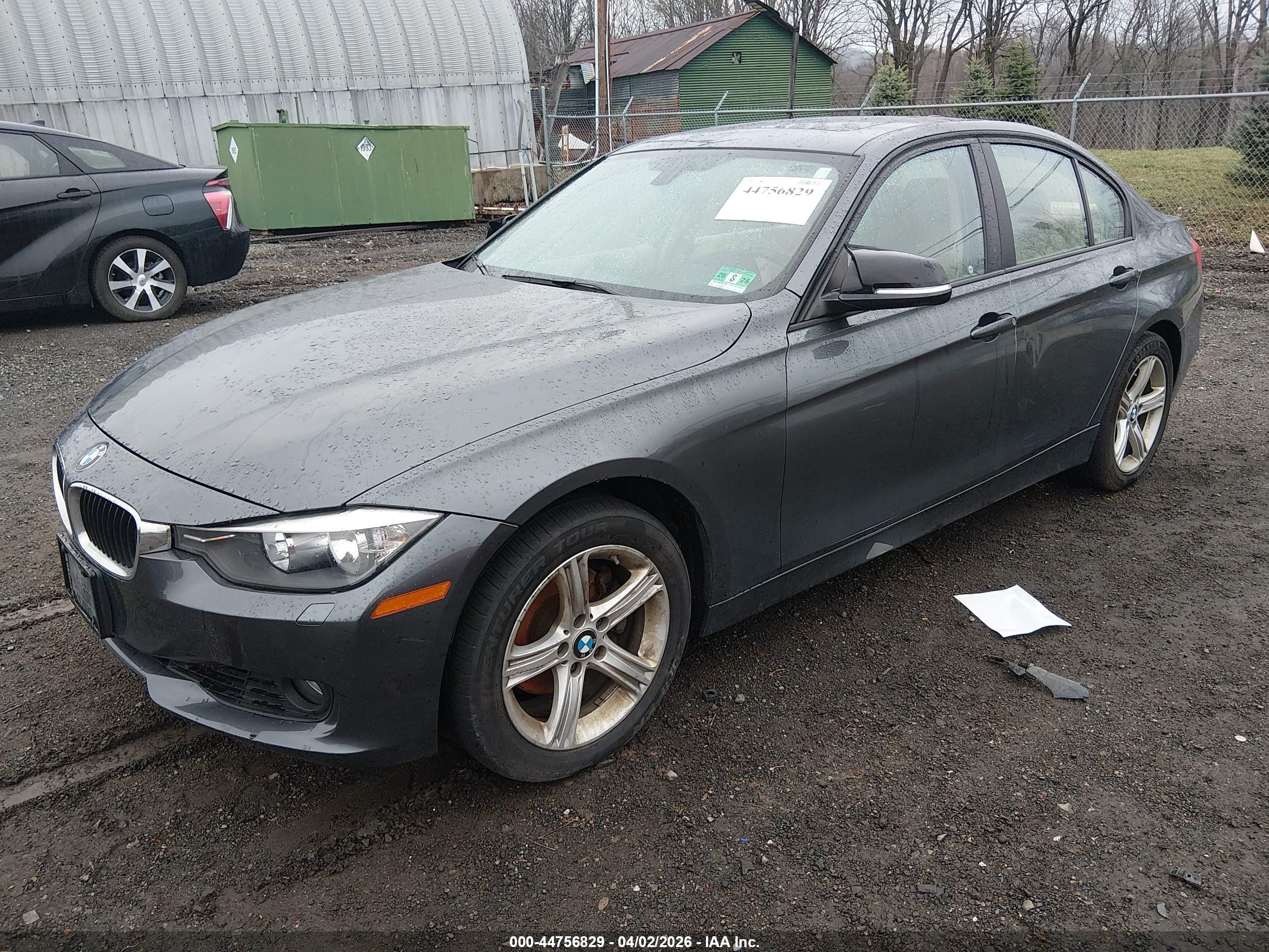 BMW 328I image 2