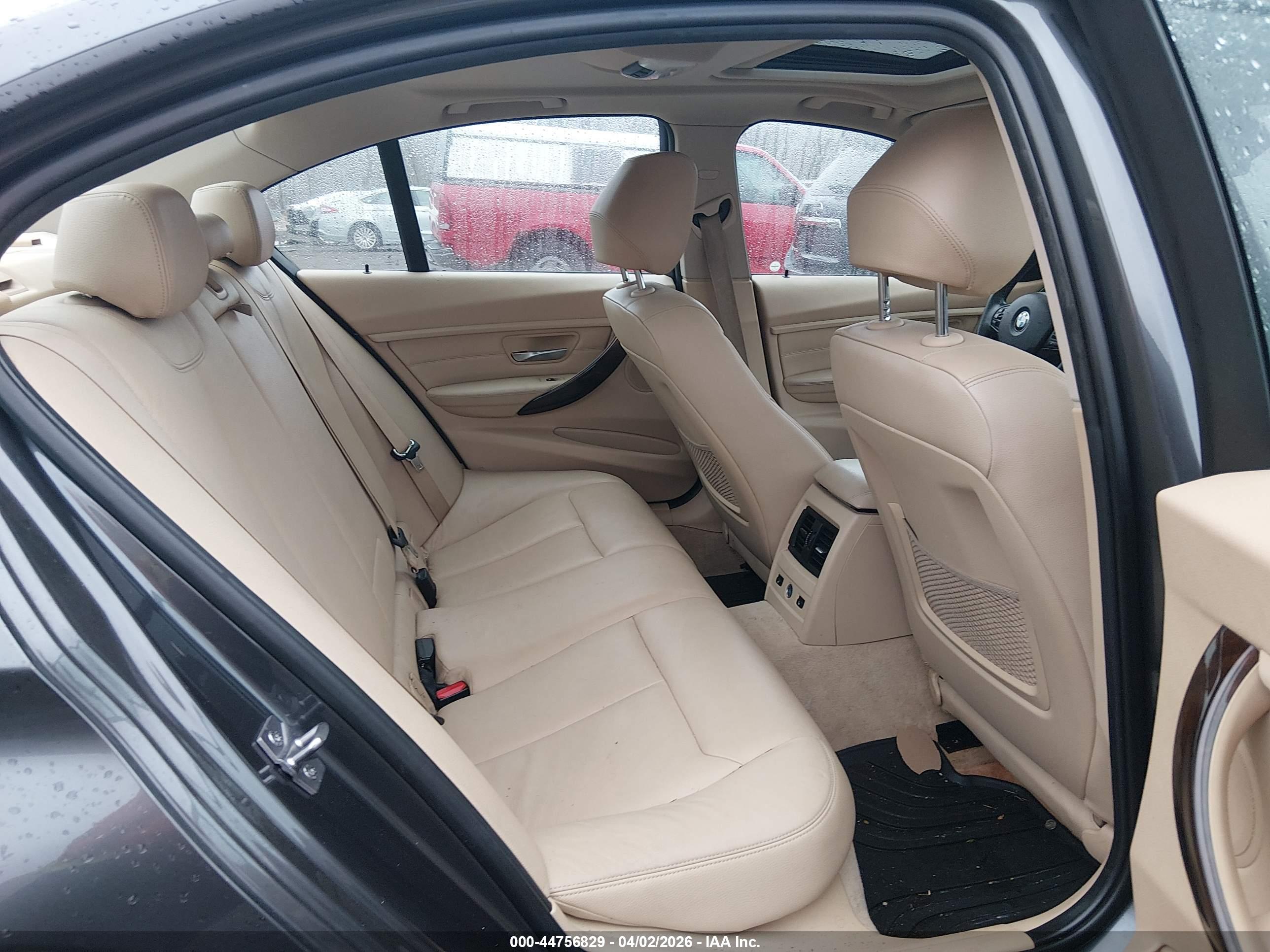 BMW 328I image 8