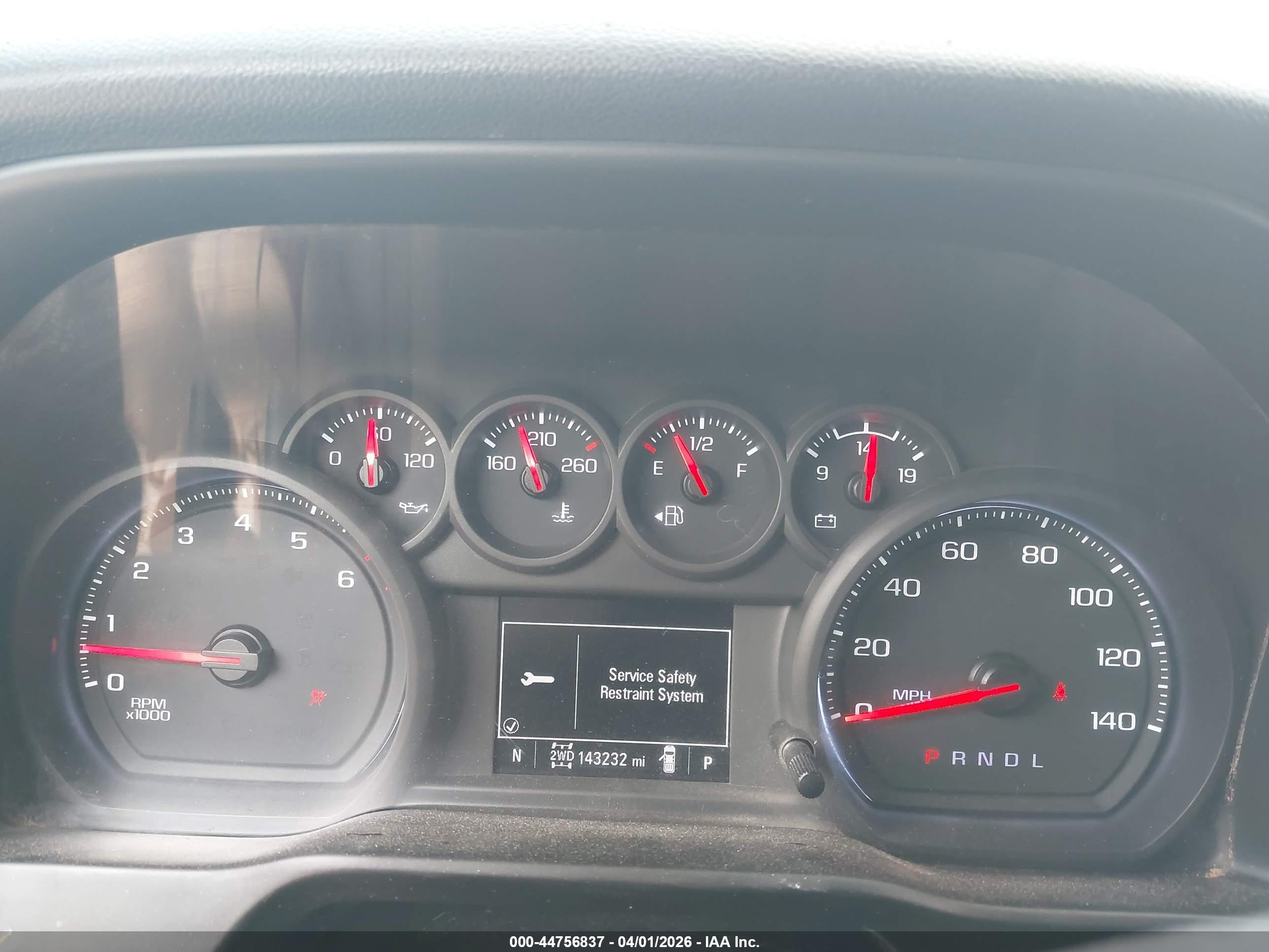 CHEVROLET SILVERADO image 7
