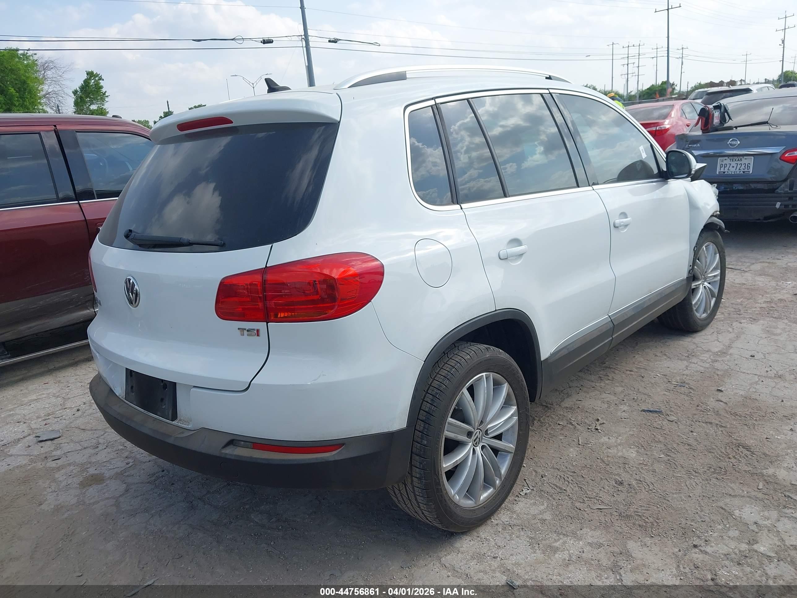 VOLKSWAGEN TIGUAN image 4