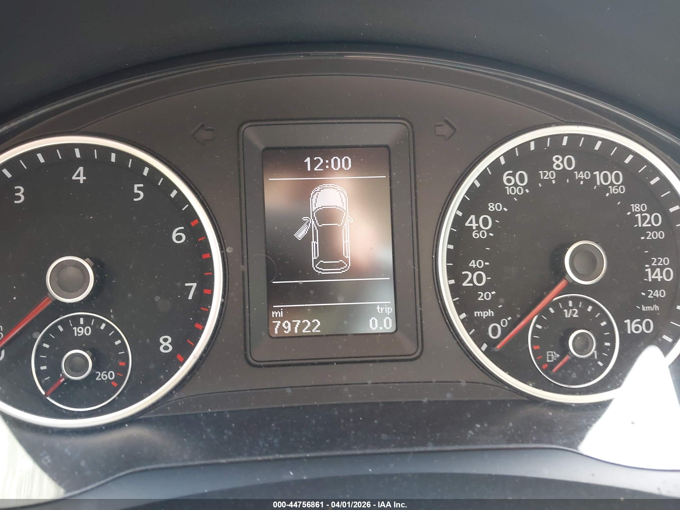 VOLKSWAGEN TIGUAN image 7