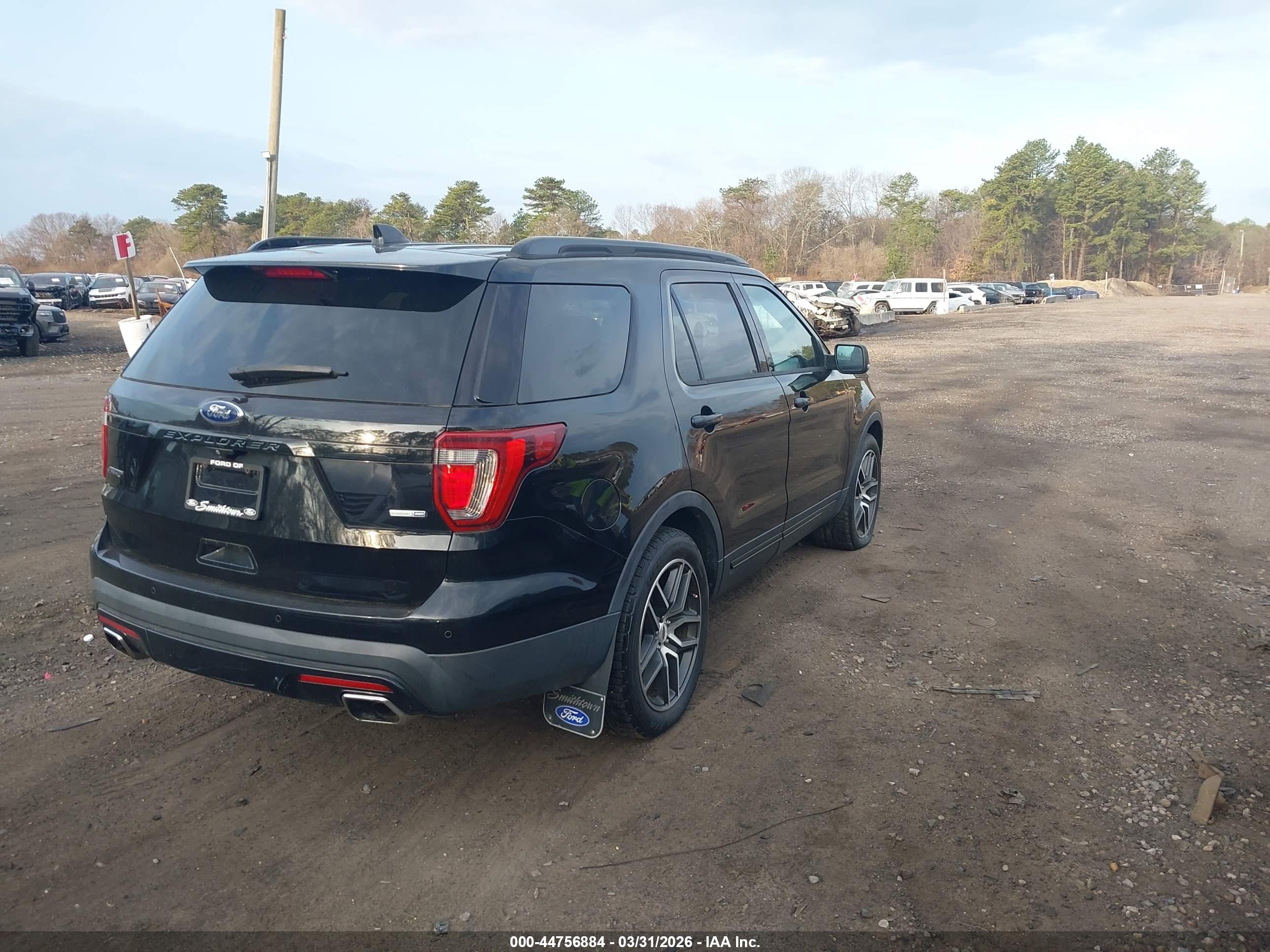 FORD EXPLORER image 4
