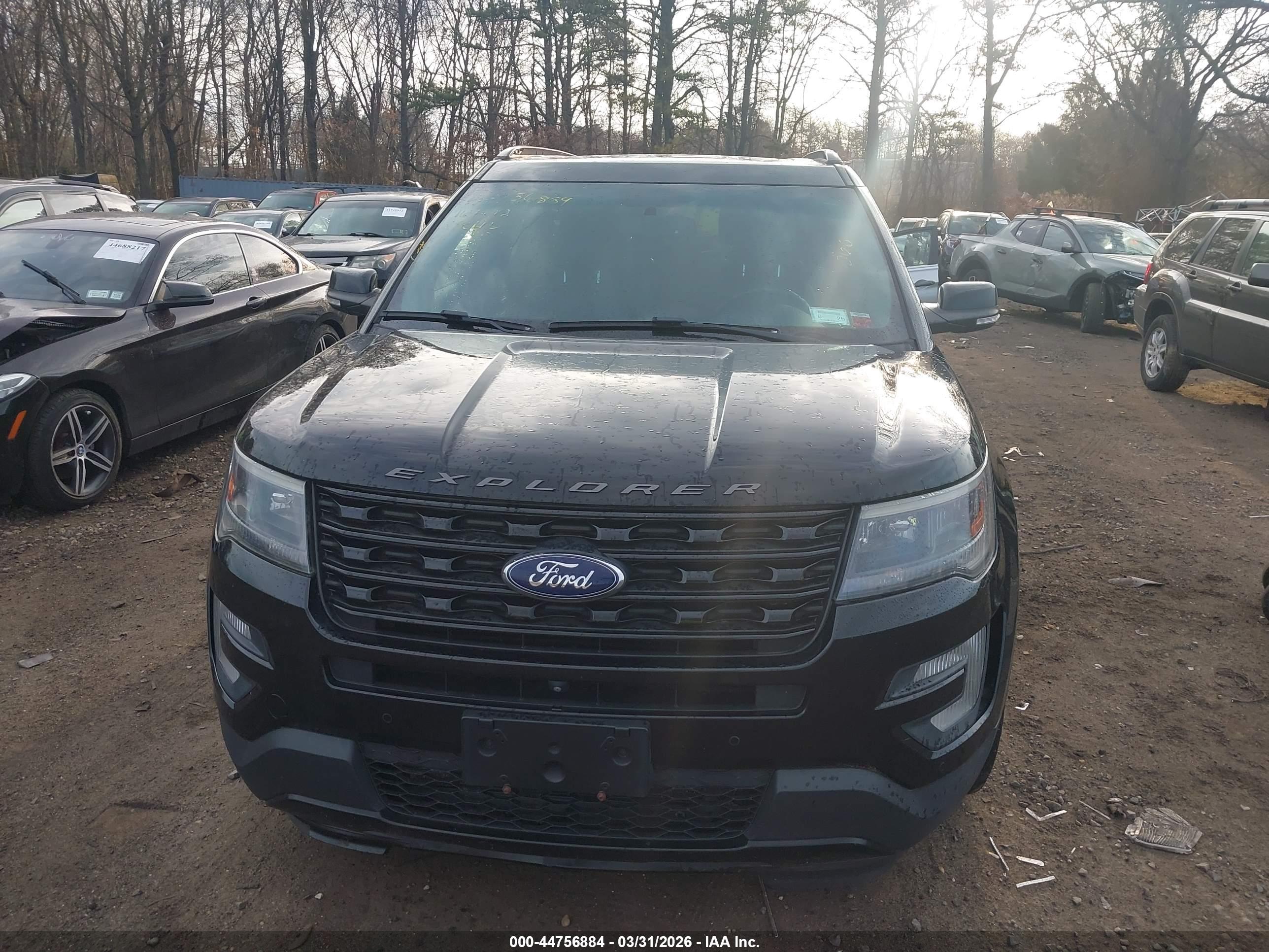 FORD EXPLORER image 6