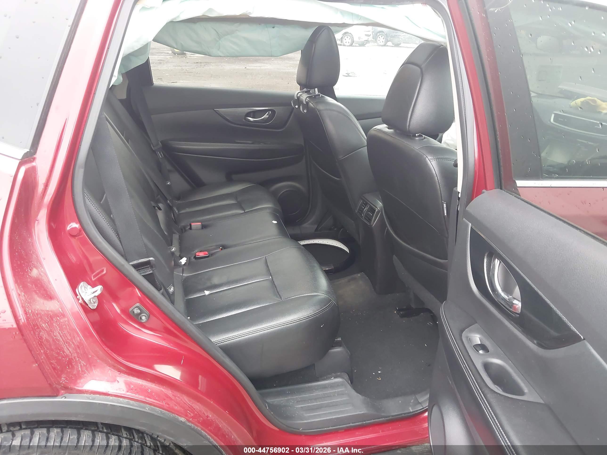 NISSAN ROGUE image 8
